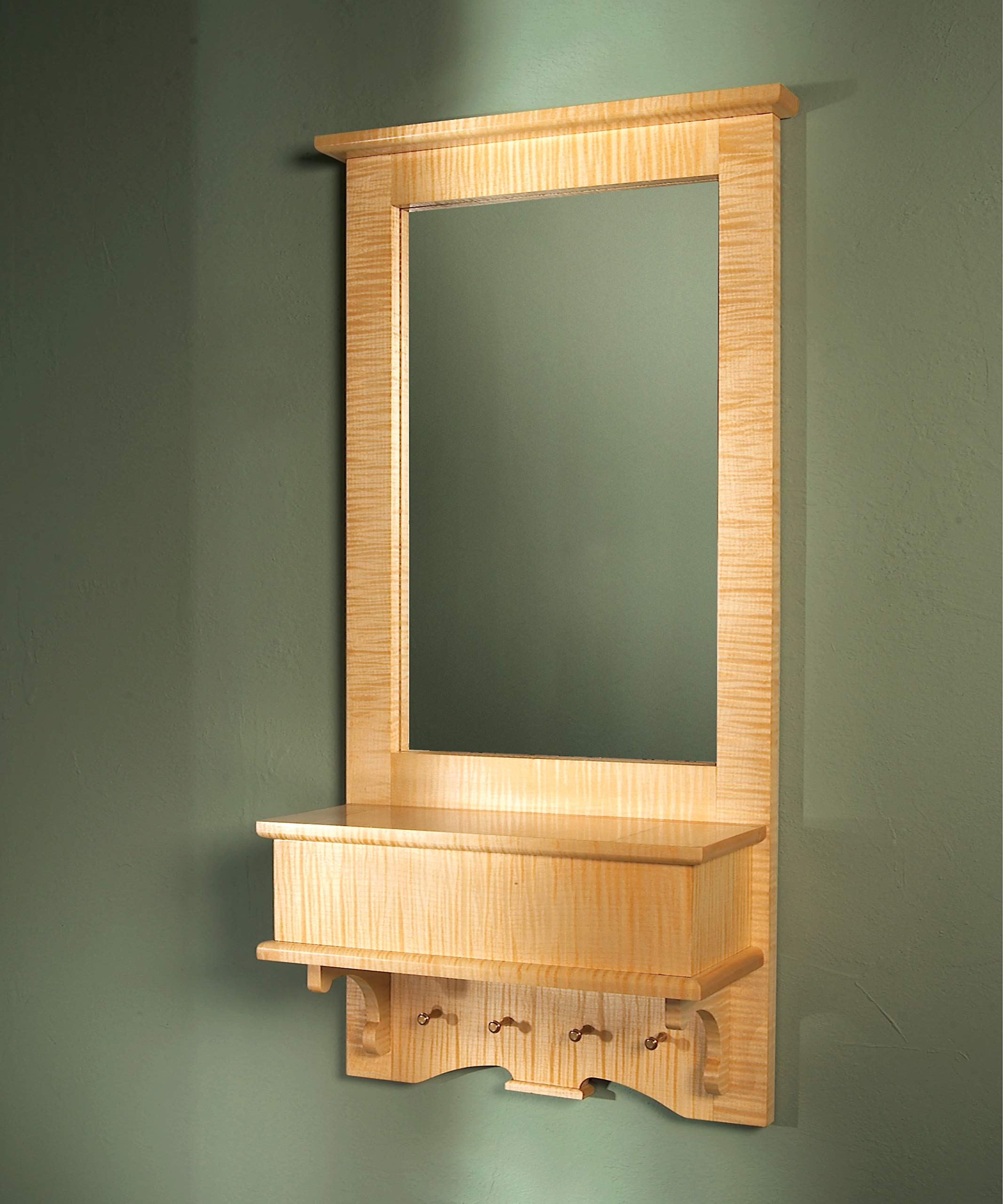 How to Make Picture Frames: 12 Simple to Stylish Projects from the Experts at American Woodworker (Fox Chapel Publishing) Matting, Mounting, Router Moldings, Table Saw Frames without Jigs, and More - Image 7