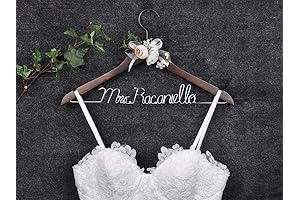 Customized Wedding Hanger: Elegance and Sentimental for Lasting Memories