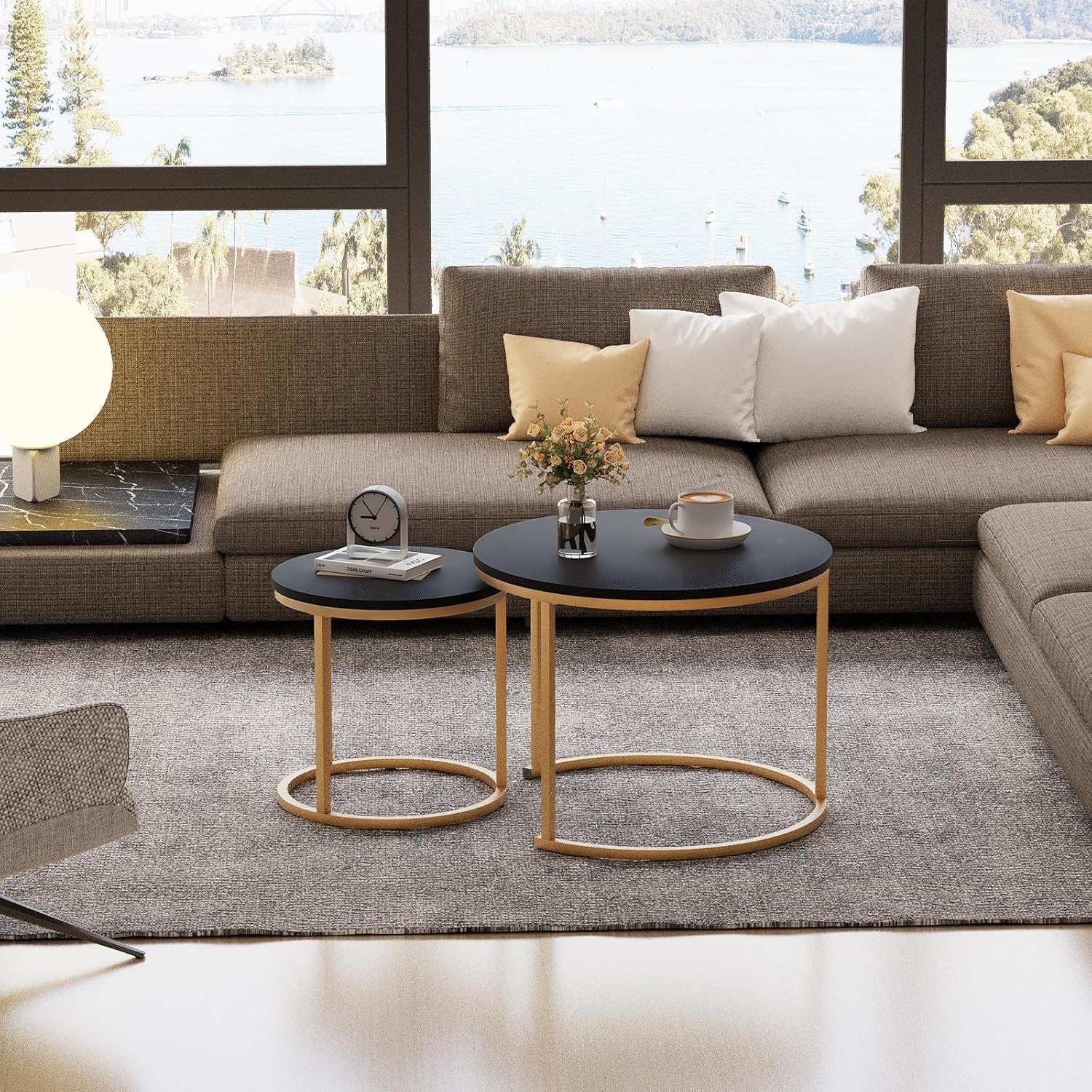 Huhote Lot de 2 tables basses rondes, tables d'appoint, tables gigognes, tables d'appoint avec cadre en métal pour salon, chambre, balcon, bureau, appartement, diamètre 60 cm (cadre doré, dessus noir)