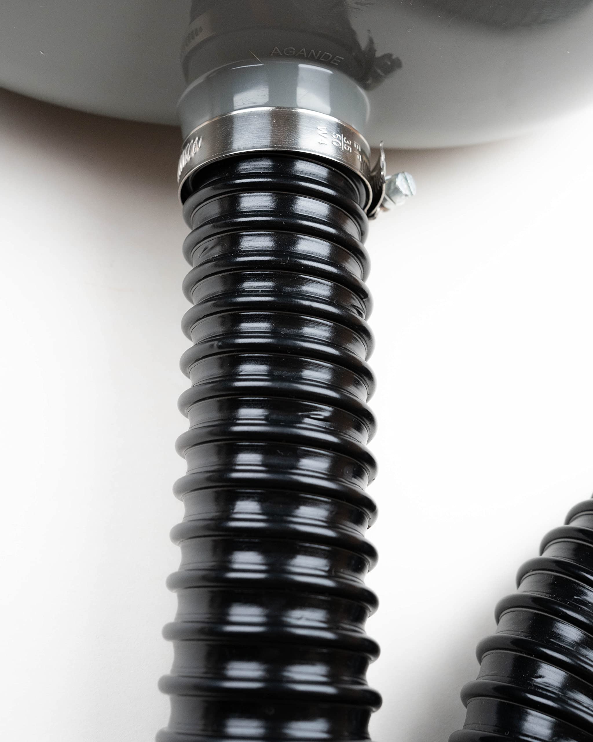 Universele Benzineslangklem voor leidingen van 12 t/m 14 mm Bij Grasmaaiers, Zitmaaiers Universele Benzineslangklem voor leidingen van 12 t/m 14 mm Bij Grasmaaiers, Zitmaaiers