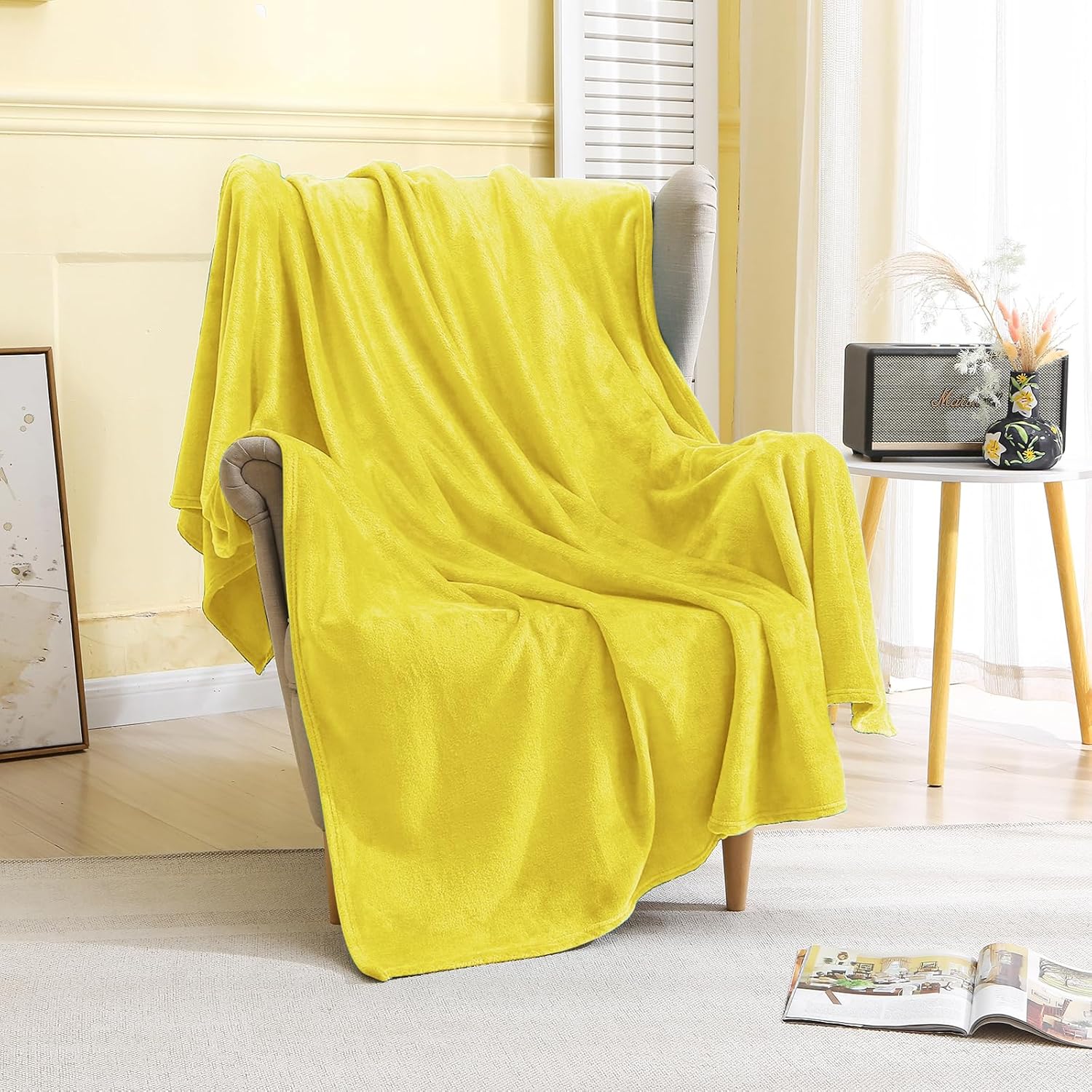 MUXHOMO Twin Fleece Throw Blanket for Couch, Cozy Lightweight Flannel