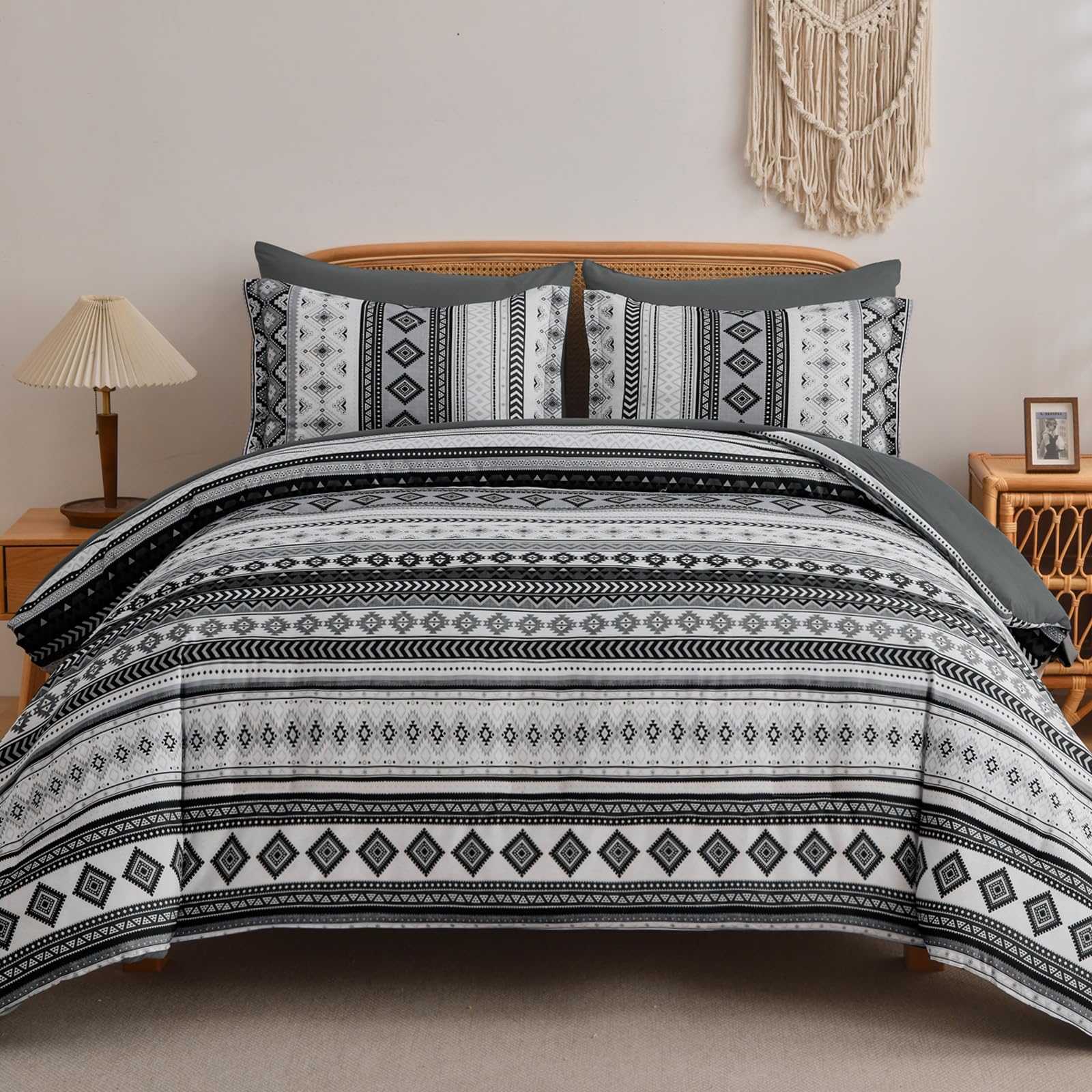 Mybedsoul Black Grey Boho Style Striped Comforter Set 7 Pieces, King Size Aztec Bed in a Bag, All-Season Bedding Set with Sheets &amp; Pillow Shams, Bohemian Geometric Pattern