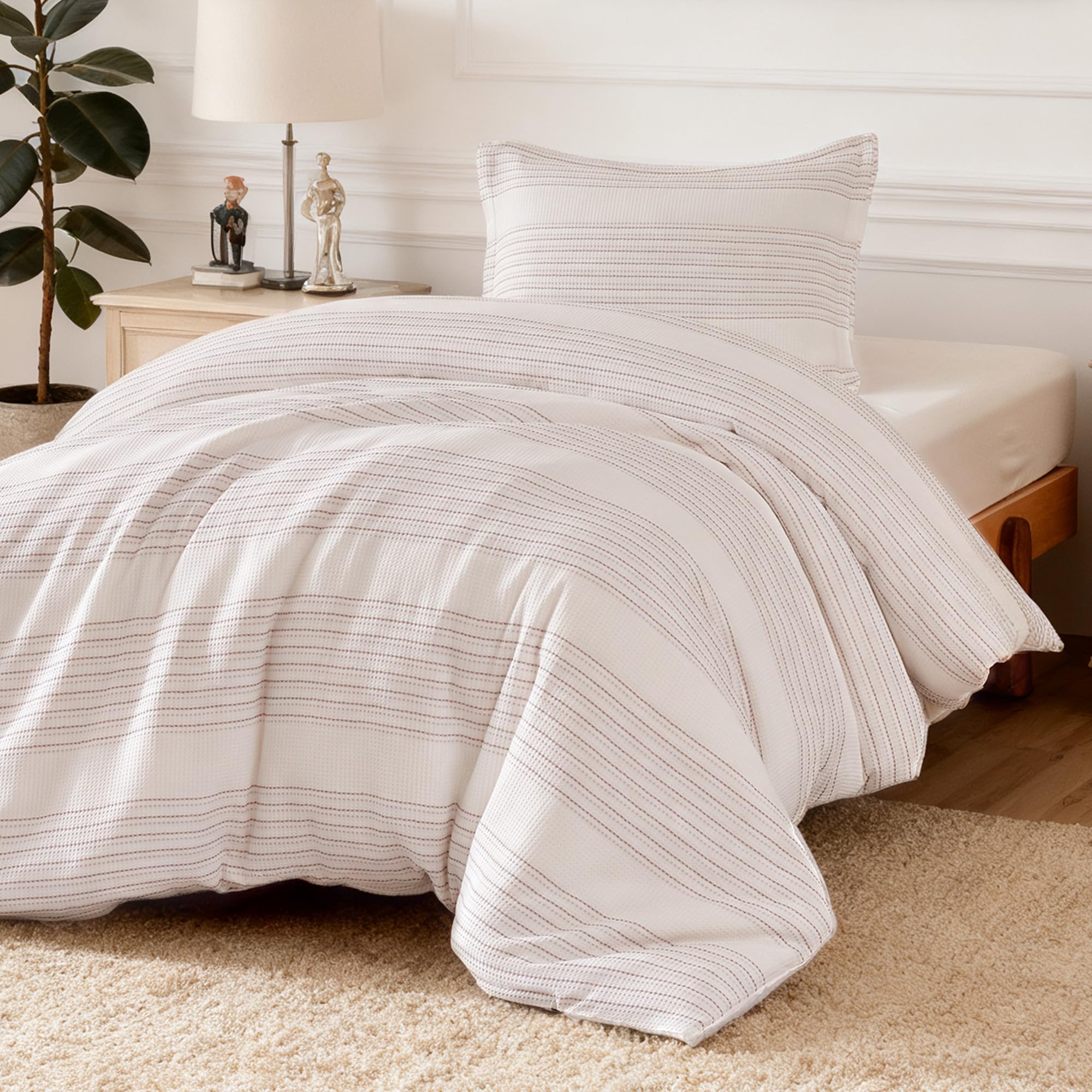 Amazon Basics Duvet Cover Waffle Weave 2-Piece Cotton-Like Soft Bedding Set, with 1 Duvet Cover with Zipper and 1 Pillow Sham, Comforter Not Included, Twin, Pink Striped