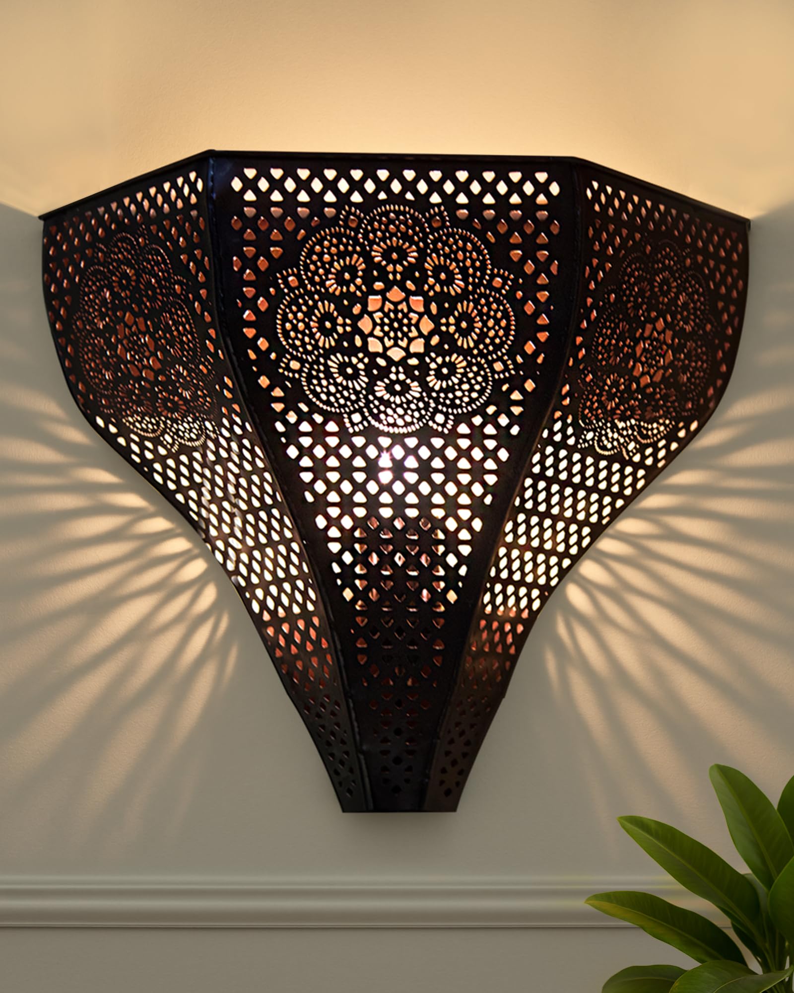 Homesake 40 watts Vintage Moroccan Wall Lamp, (Antique Copper)(Electric)