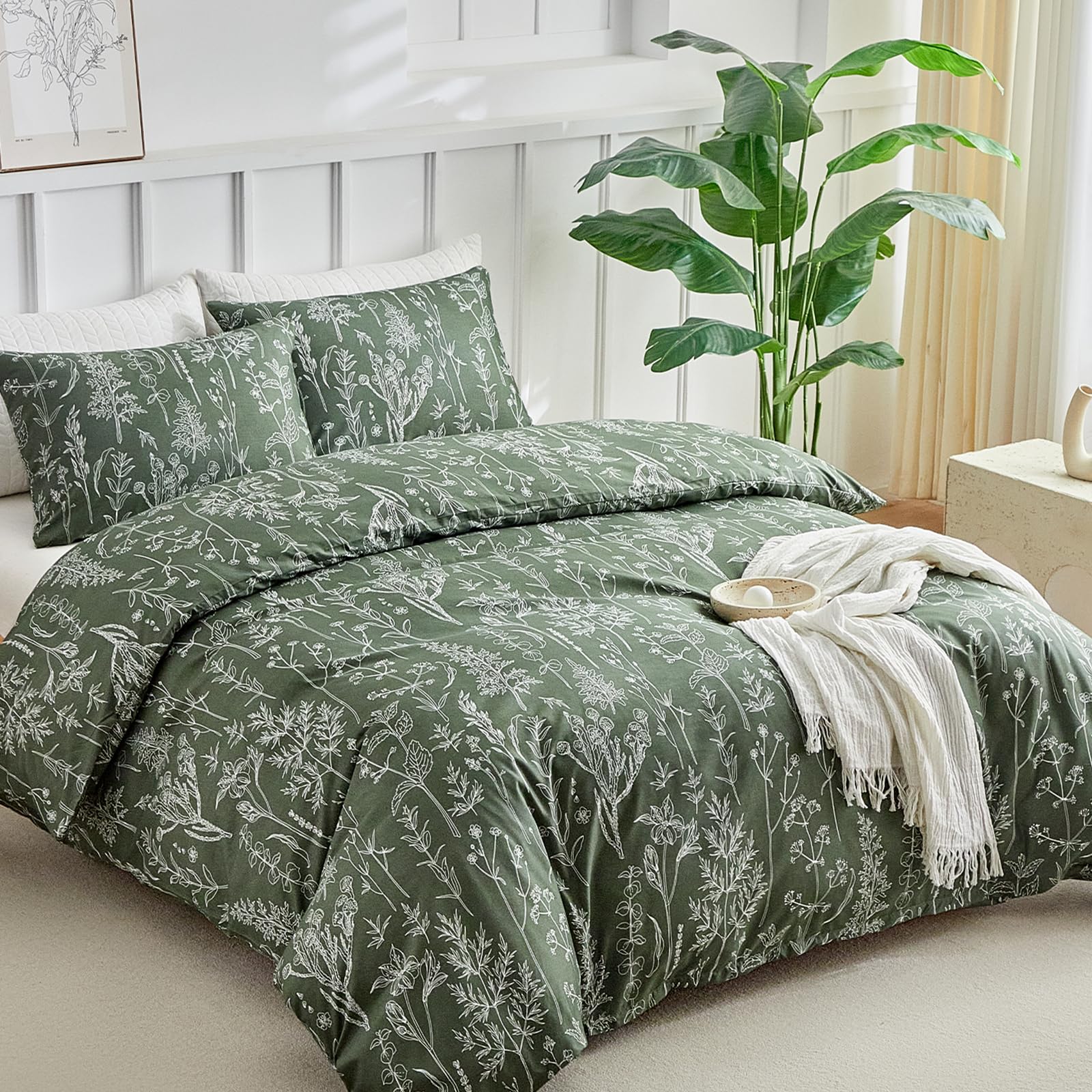 Lekesky Bed Linen 200 x 200 cm, Bed Linen 3-Piece Duvet Cover, Olive Green Sage Pattern, 200 x 200 cm Microfibre Bed Linen Set with Pillowcase with Zip 80 x 80 cm x 2, Olive Green — image 1