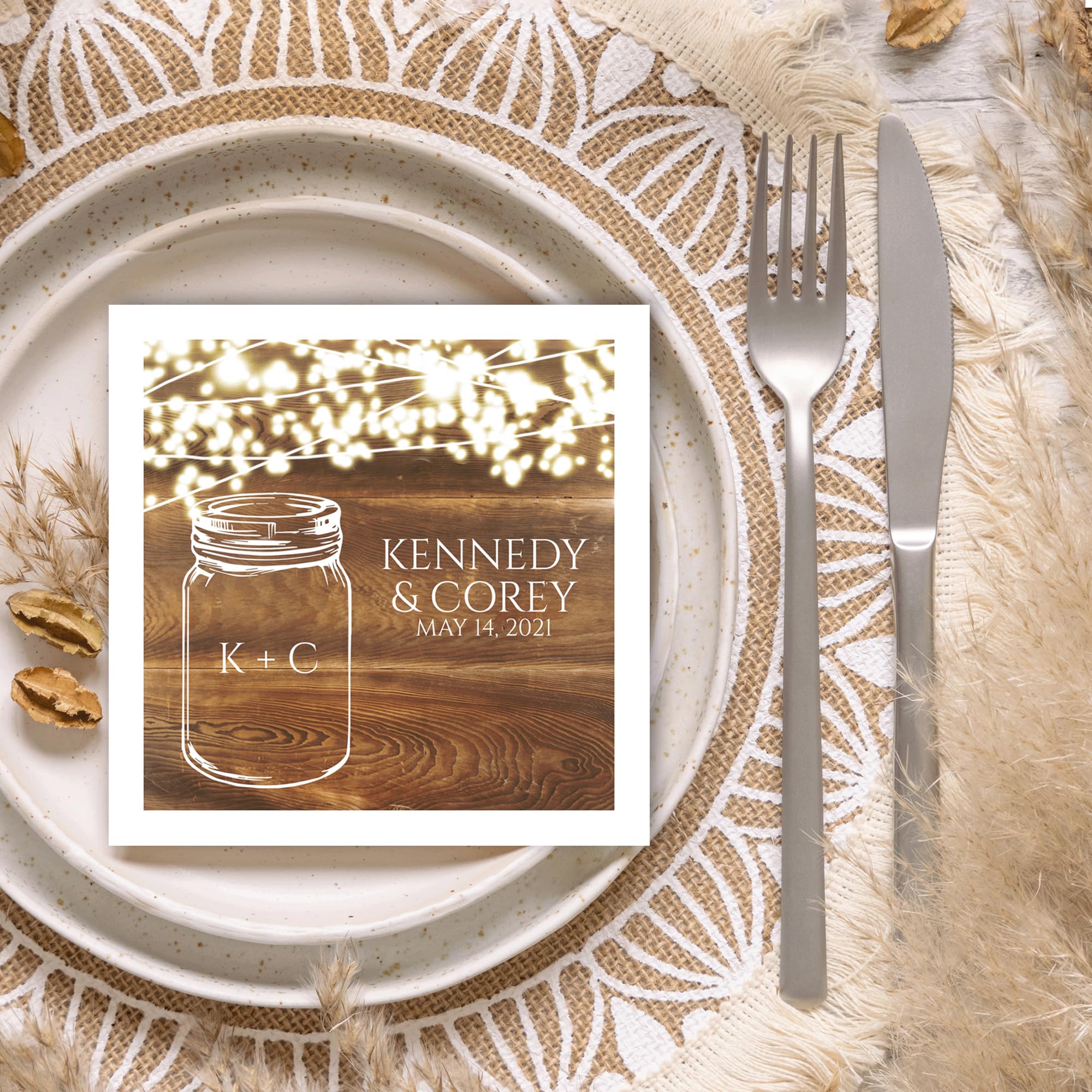 Country Sparkler パーソナライズ カクテルナプキン / 100枚 ホワイトペーパー コインなし 素朴なライトナプキン パーソナライズ  / 4 3/4インチ x 4 3/4インチ 折り畳みカスタム3層ナプキン/米国製