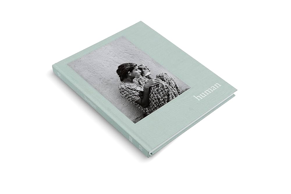 プリピクテ国際写真賞 写真集「Consumption」Prix Pictet Prix Pictet Japan Award