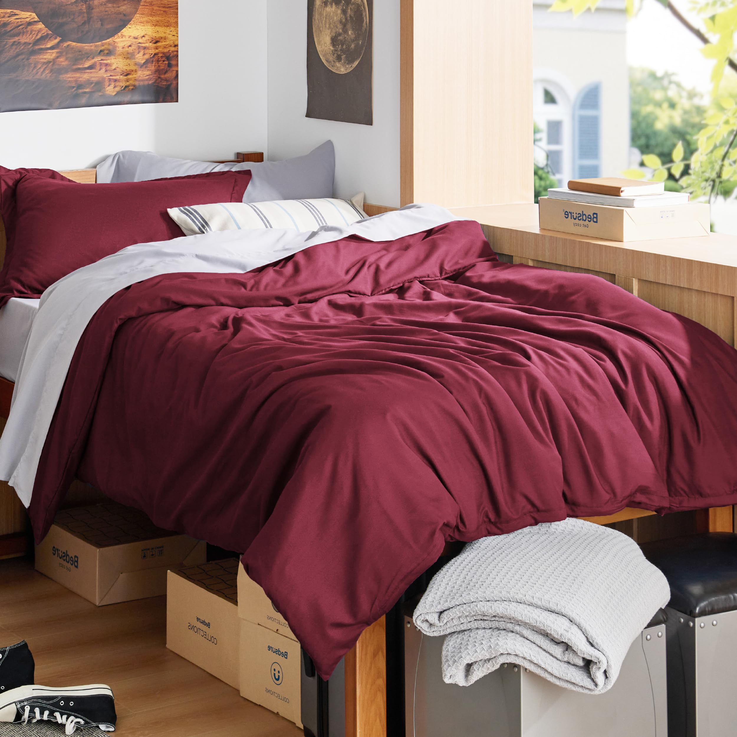 Bedsure Twin/Twin XL Duvet Cover, Soft Double Brushed Bedding Set, Red