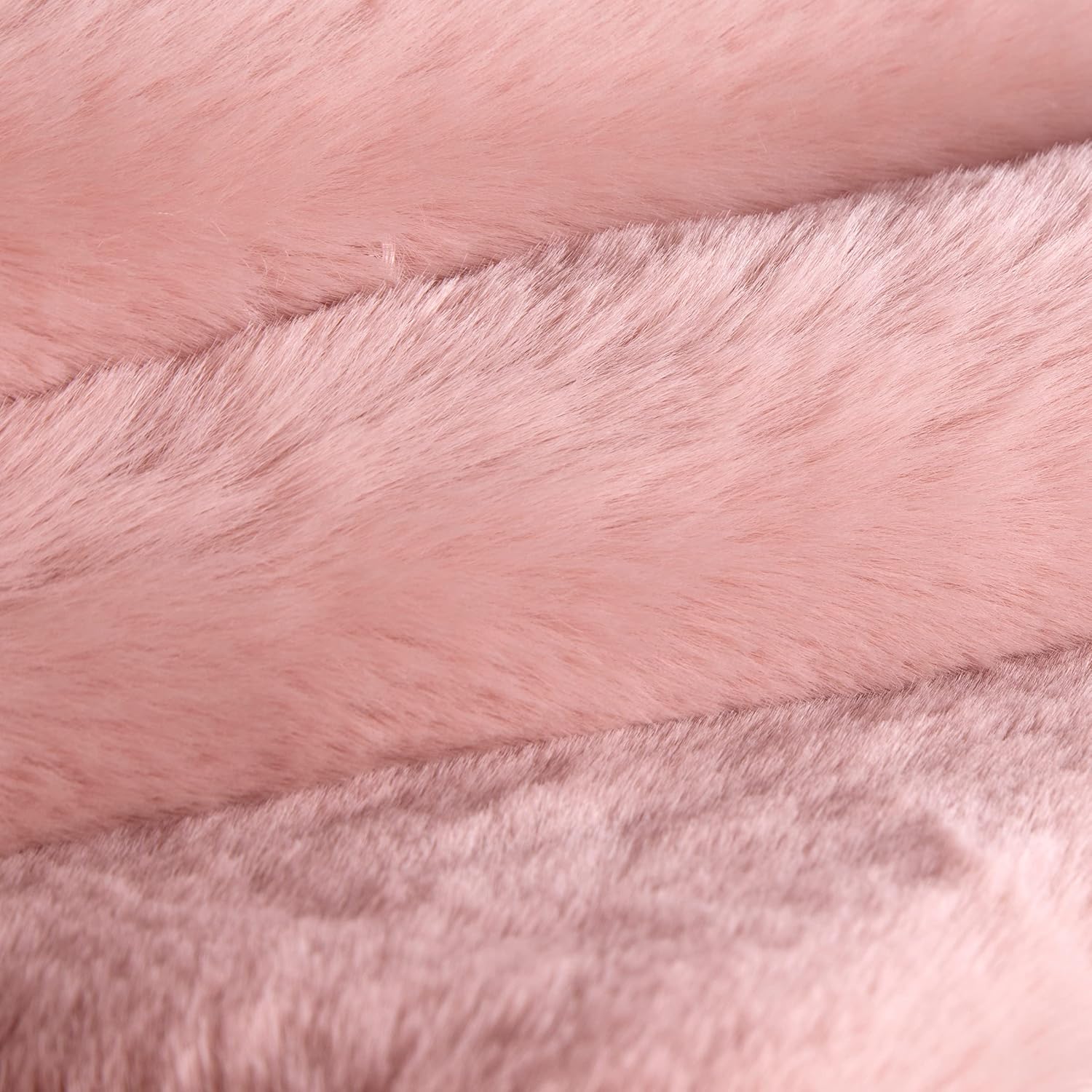 Home-Complete Faux Fur Bath Mat – 21x34-Inch Nonslip Jacquard Faux Fur Washable Rug for Bathroom or Kitchen, Mauve