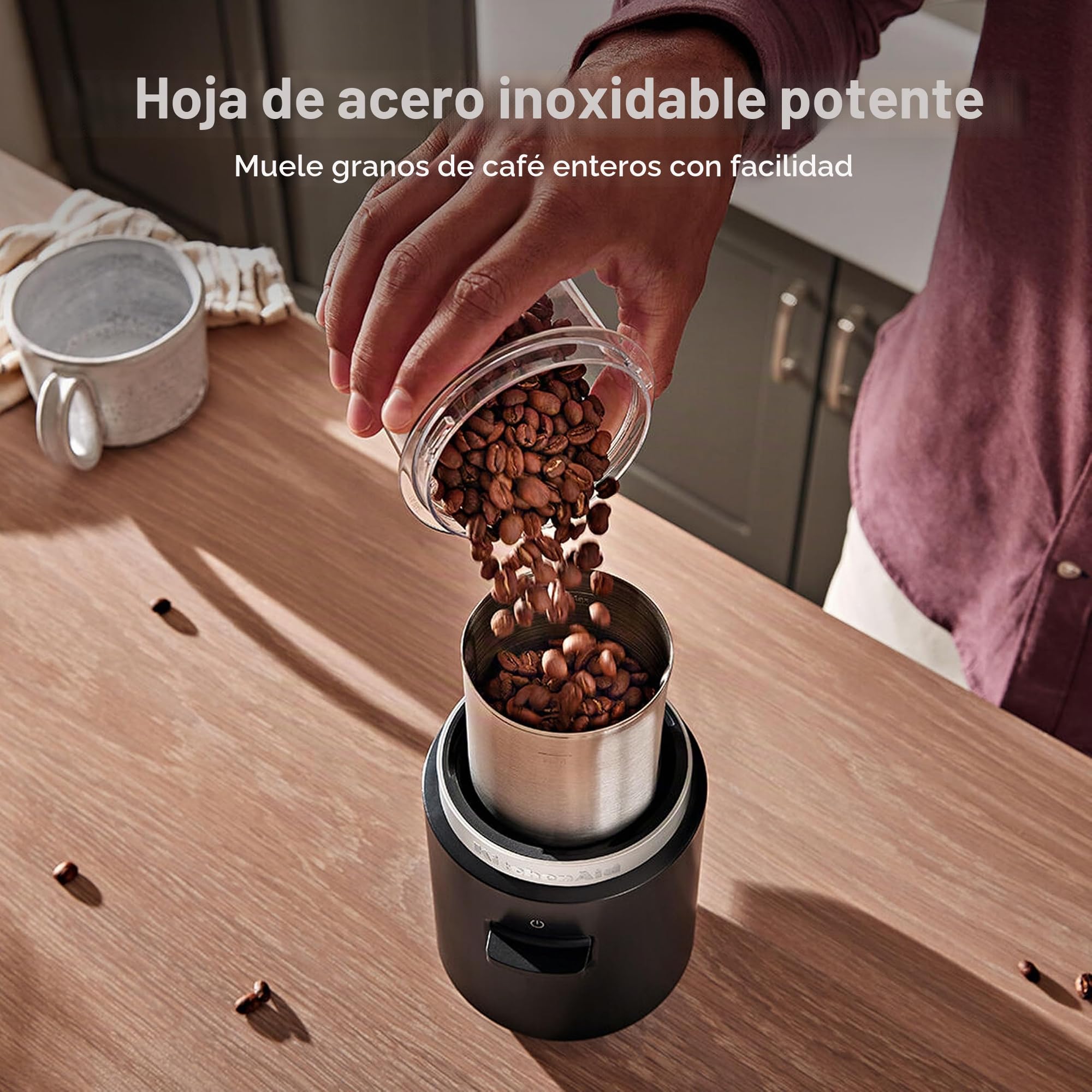 KitchenAid Go Molinillo de Café Inalámbrico con Batería, 113g, Cuchilla de Acero Inoxidable, Control de Un Solo Toque, Hasta 12 Tazas, Negro Mate