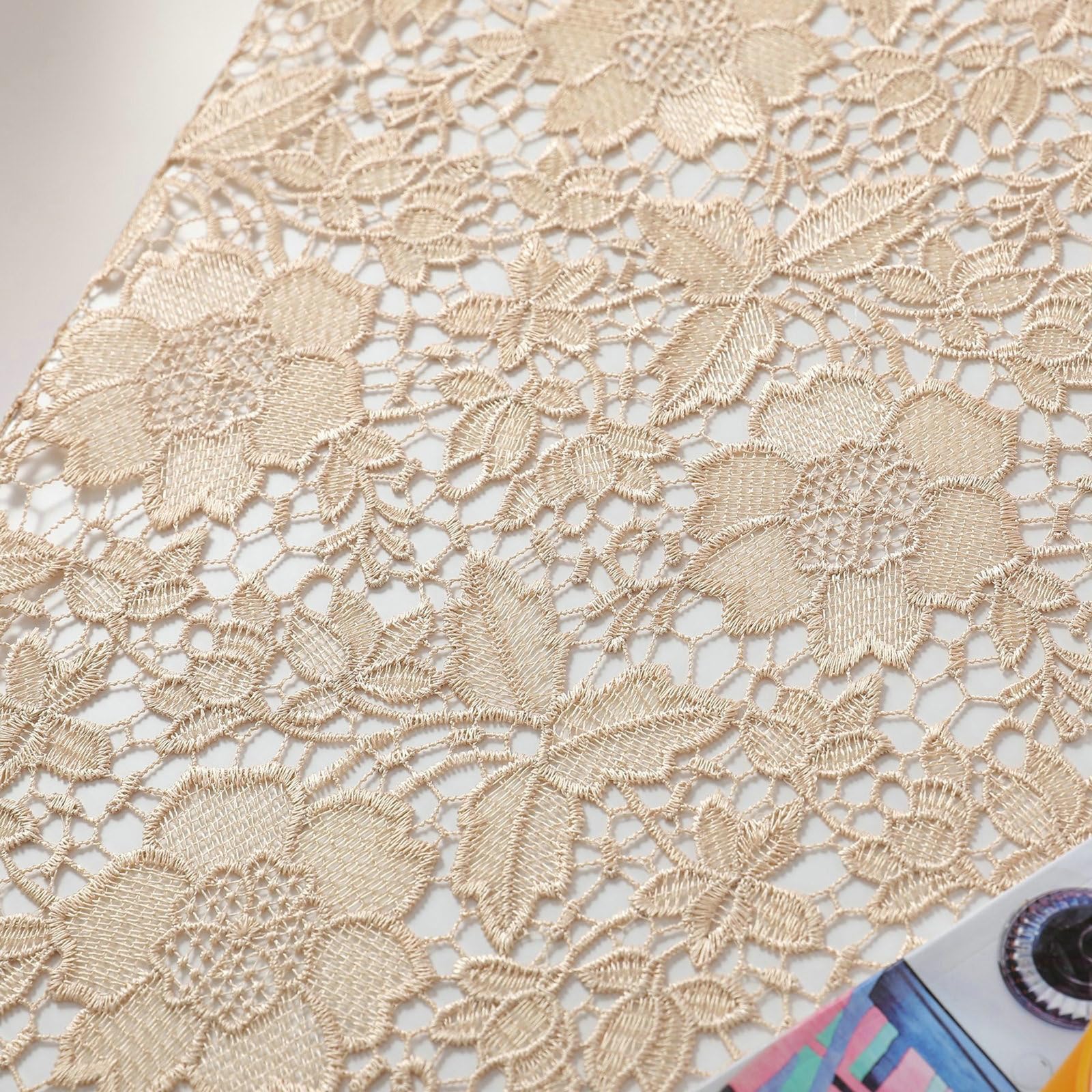 Kwadratowy obrus kwiatowy wodoodporny khaki 130 x 130 cm