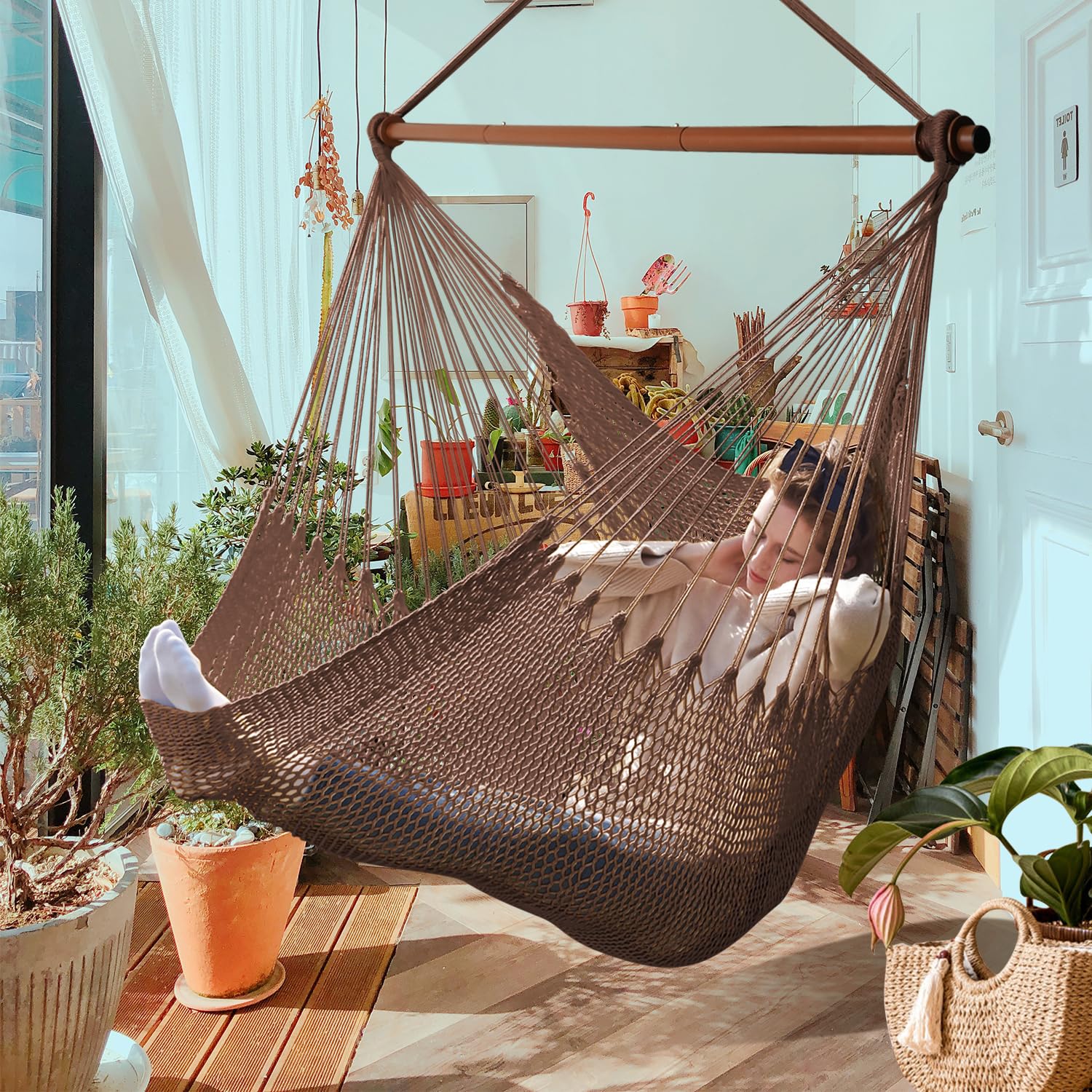Bathonly Siège Suspendu Chaise Un Caraïbe avec Barre en Métal Amovible, Grande Hamac Chaise Pivotante, Chaise Suspendue en Corde XL pour Extérieur Et Intérieur, Capacité de 150 Kg, Marron