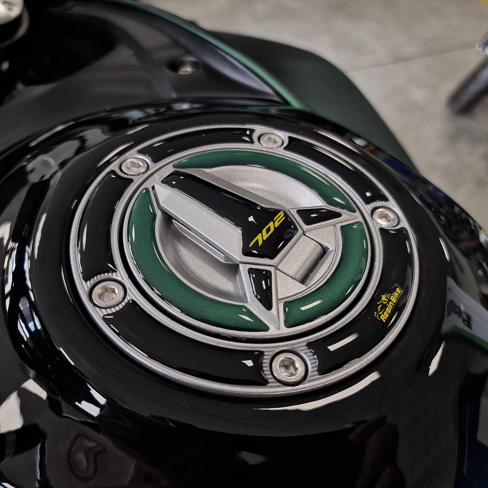 Resin Bike Autocollant Moto 3D Résiné Compatible Moto Guzzi V100 Mandello 2023 Aviazione Navale - Protection Réservoir