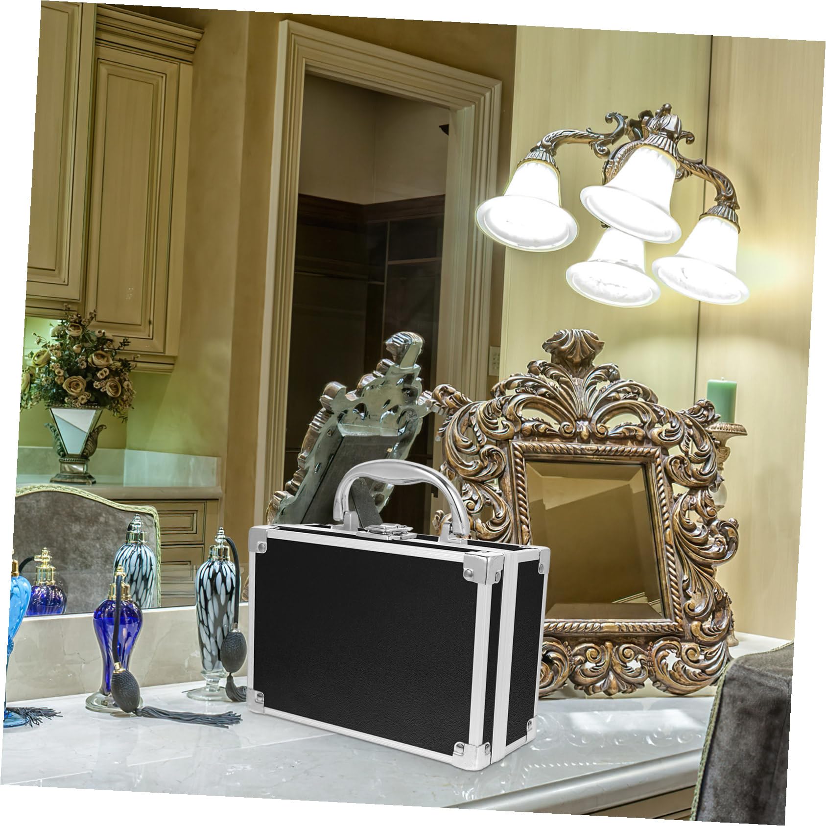 Valigetta Cosmetici Portatile in Lega di Alluminio Nera Organizer Compatto per Trucco e Accessori Custodia da Viaggio Elegante e Versatile per Professionisti e Uso Quotidiano