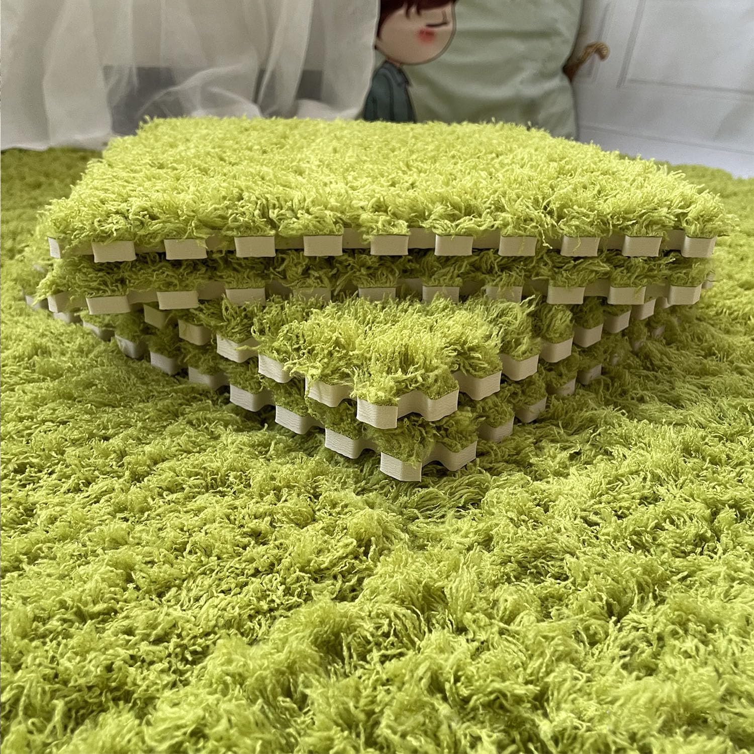10 Pcs Plush Puzzle Foam Floor Mat with Border, Fluffy Carpet Squares Thick Interlocking Shaggy Carpet Tiles, Anti-Slip Protective Area Rug Tiles Play Mat for Parlor Bedroom - Green