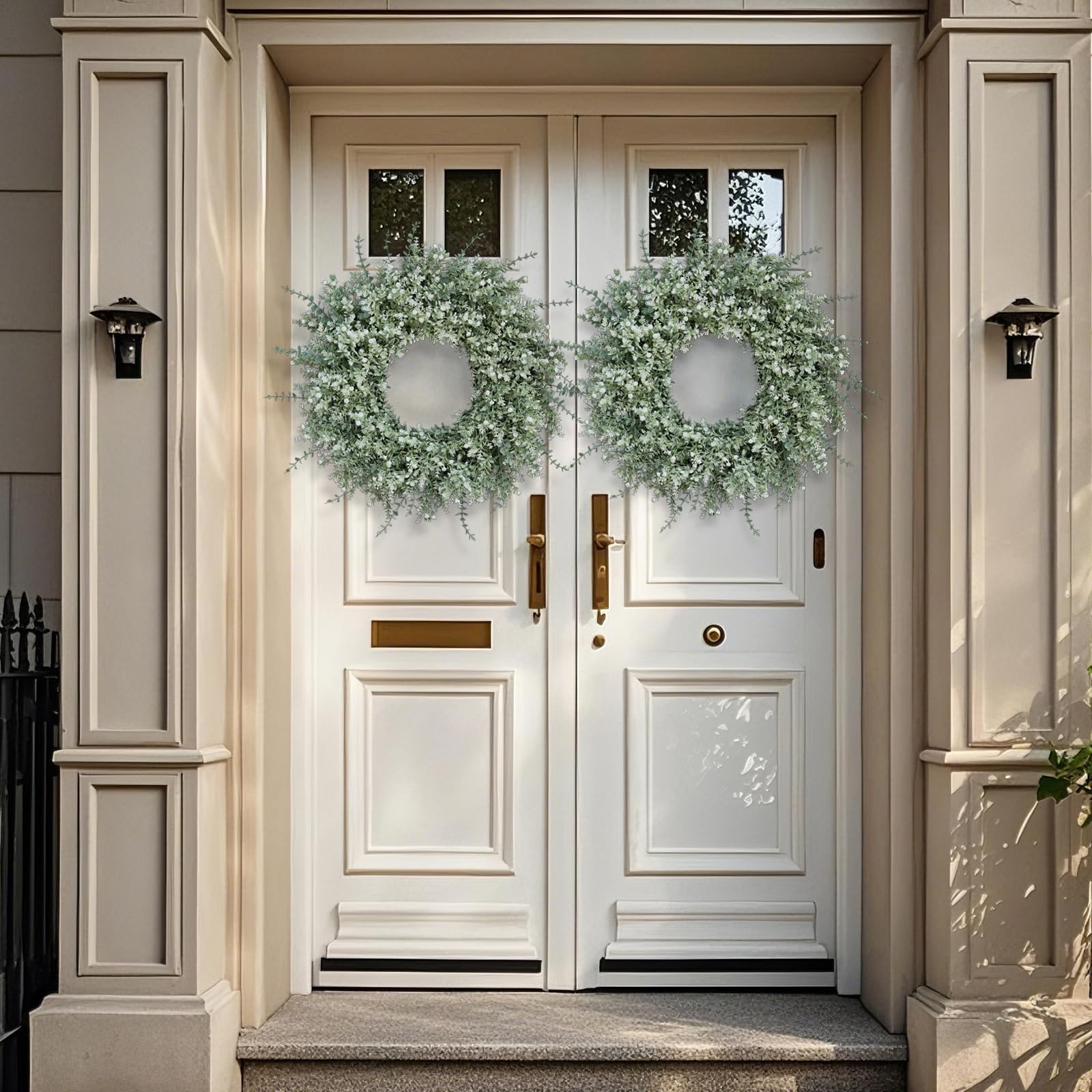 Corona grande de eucalipto de 26 pulgadas para puerta delantera, porche, eucalipto artificial y lavanda con flores de aliento de bebé para el hogar, decoración de pared de granja, primavera, verano