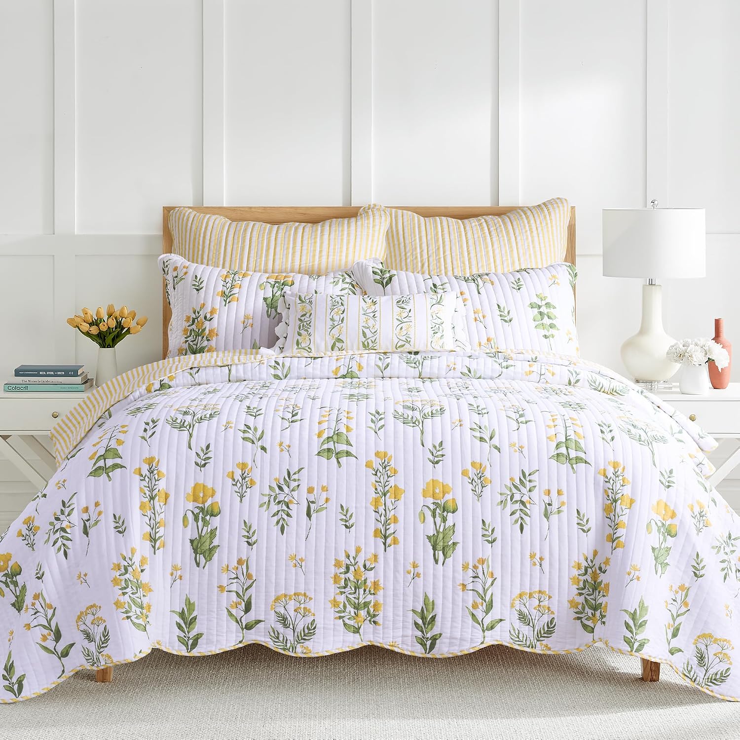 Levtex Home - Daffodil Quilt Set - Full/Queen Quilt (88x92in) and 2 Standard Shams (20x26in) - Floral - Yellow, Green, White - Reversible - Cotton