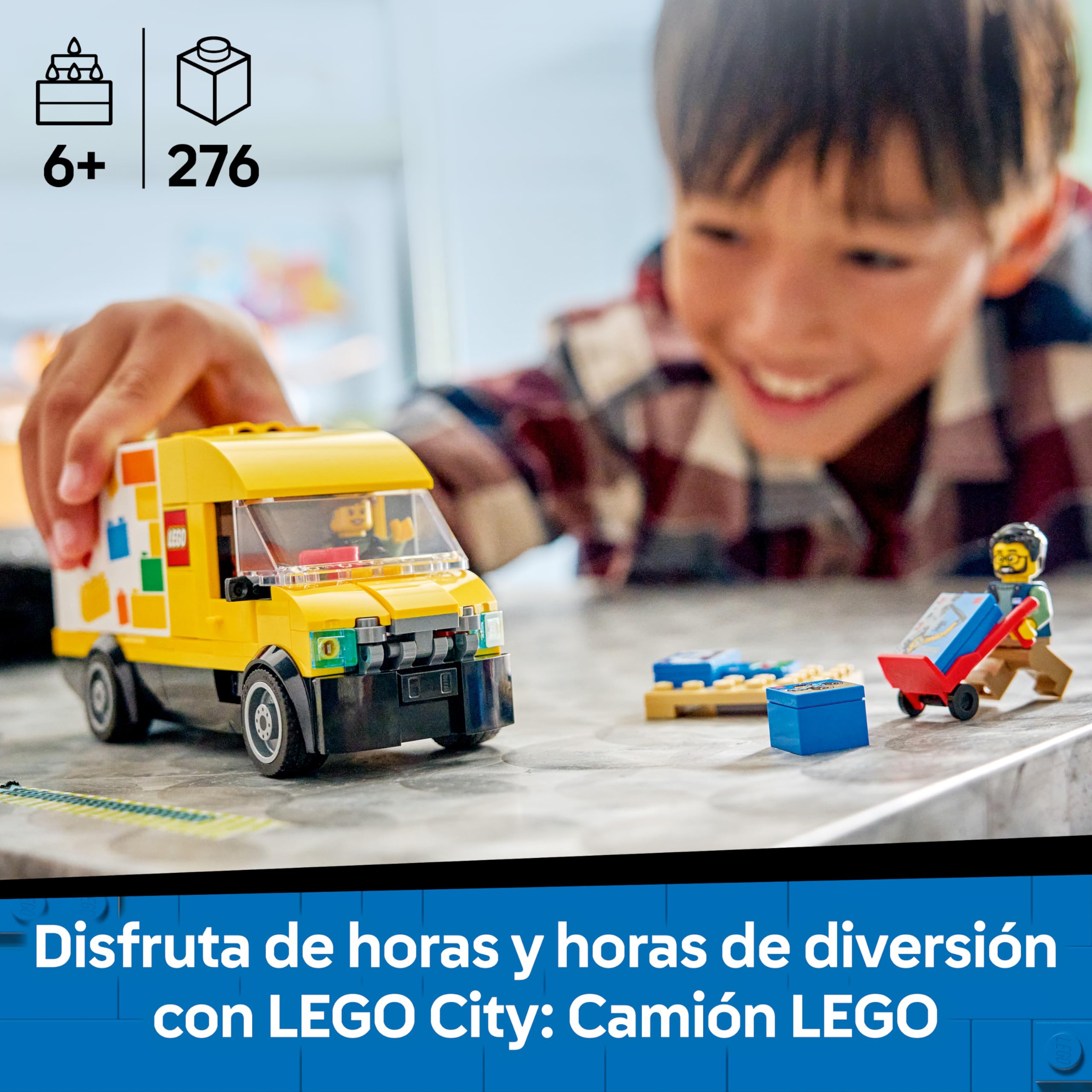 LEGO City Camión LEGO de Juguete - Maqueta de Furgoneta de Reparto con 2 Minifiguras, Carretilla, Palé y Cajas - Regalo de Cumpleaños para Niños de 6+ Años - 60500