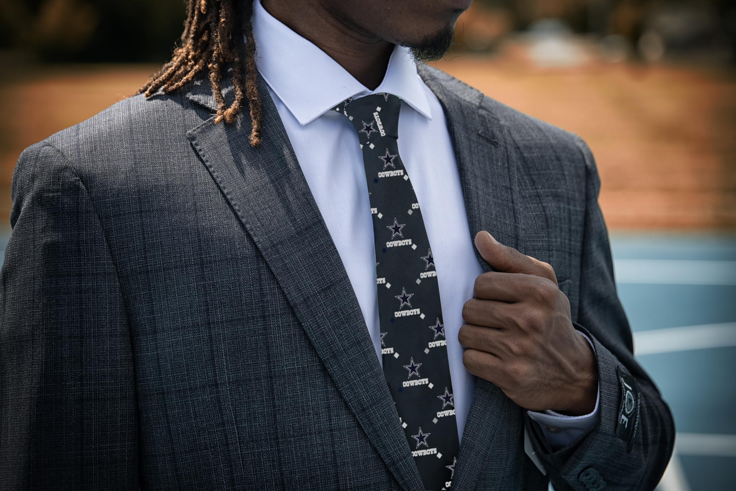 For Bare Feet NFL Officially Licensed Club Level Necktie Team Colors OSFM