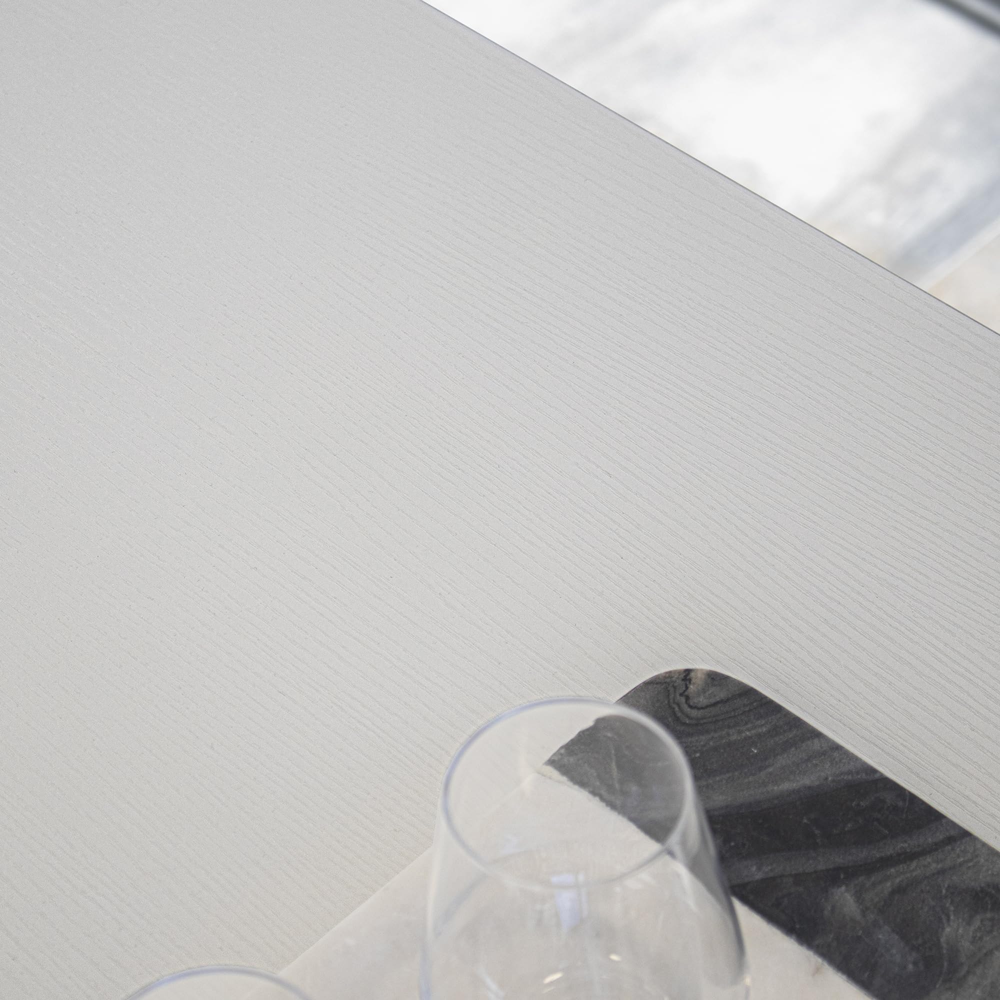 i-flair Bartisch Gavin 110x50x105 cm, Stehtisch 2 cm Dicke hitzebeständige, Kratzfeste & Pflegeleichte Tischplatte, 2 Ablagen, Glashalter, Stahlrahmen, einfacher Aufbau, Industriestil (Weiß)
