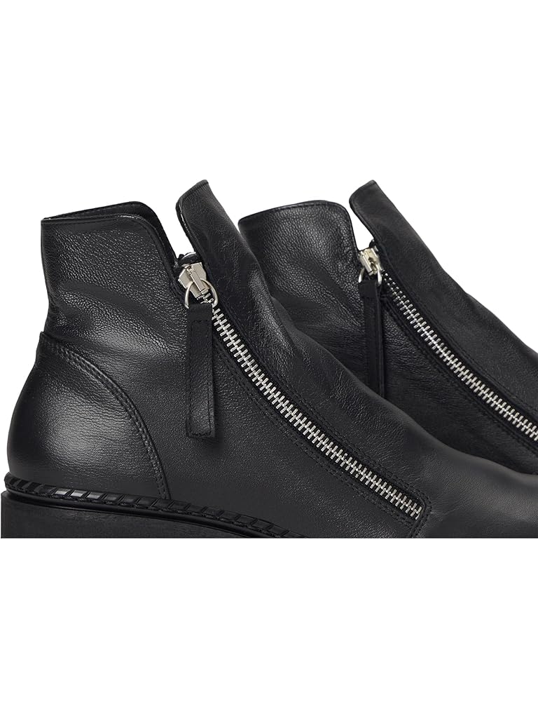 Black Steve Madden Drift