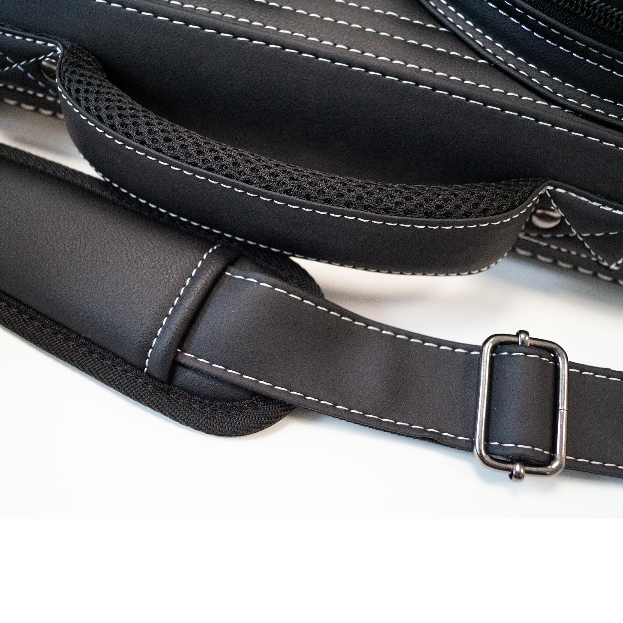 Robertson Billardköcher 3/5 Leder-Deluxe für 3 Queues und 2 Oberteile, Exklusives Profi-Case, mit großen Zubehörtaschen, edle Handarbeit, weiße Ziernähte und Tragegurt