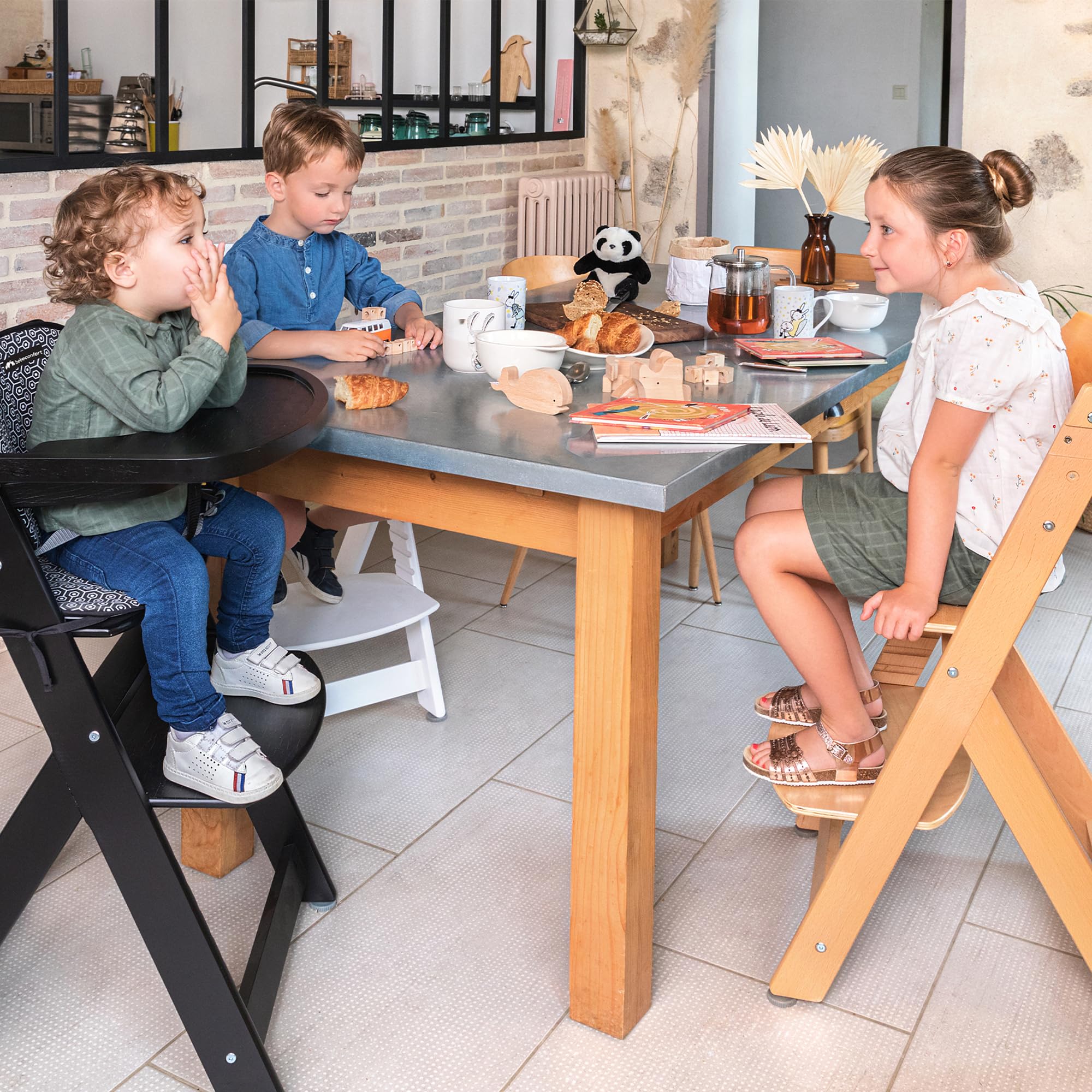 Bebeconfort Timba Basic, Trona Bebé Evolutiva, desde 6 Meses - 99 Años, hasta 110 kg, Asiento y Reposapiés Regulables, Arnés Seguridad de 3 Puntos Desmontable, se Ajusta a Timba Baby, Madera Natural