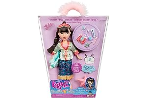 Bratz Slumber Party Jade: 2 Pajamas, Plush, Accessories