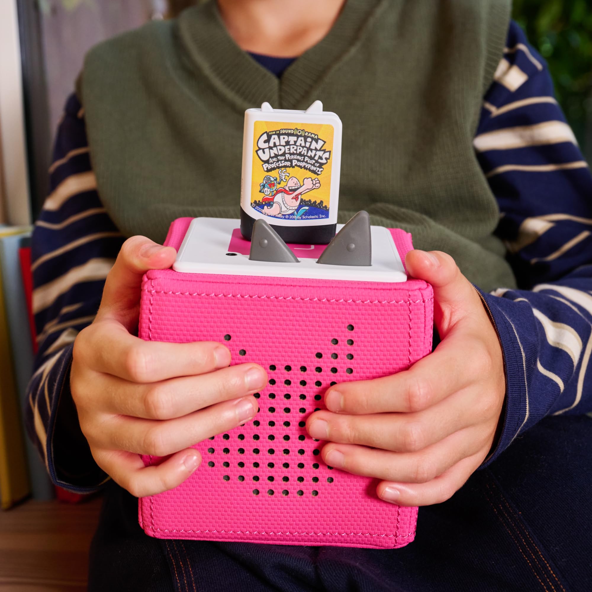 tonies Dav Pilkey - Captain Underpants and the Perilous Plot of Professor Poopypants, Audiobook Pocket Tonie, for use with Toniebox - Image 2