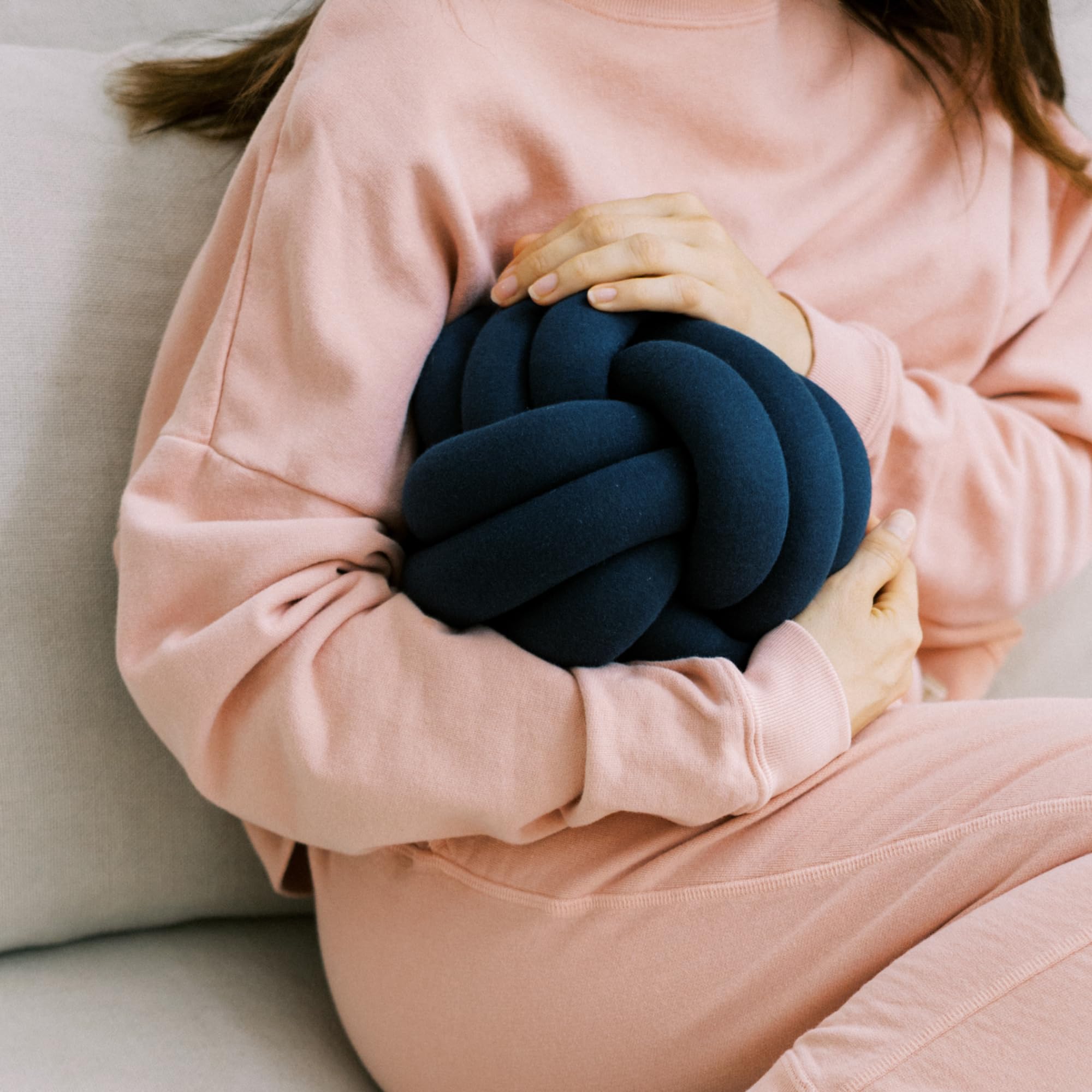 Bearaby Hand-Crafted Knot Pillow Ball - Relieve Stress with Oeko-TEX Certified Organic and Gently Weighted Material - Handcrafted