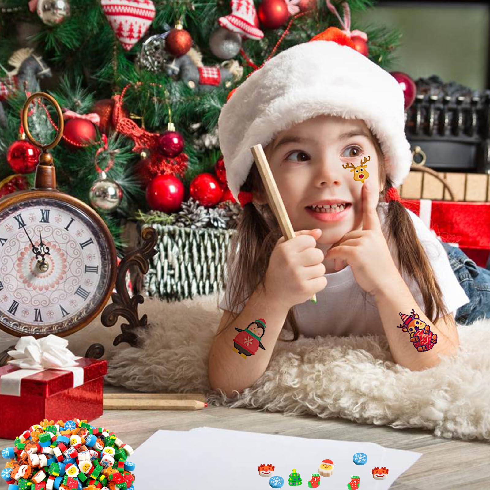 Shinybox 230 Pezzi Set di Gomme Natalizie per Bambini, 200 Mini Gomme da Cancellare Natalizie e 30 Adesivi per Tatuaggi Natalizi, Feste di Natale per Riempire la Calza Della Befana