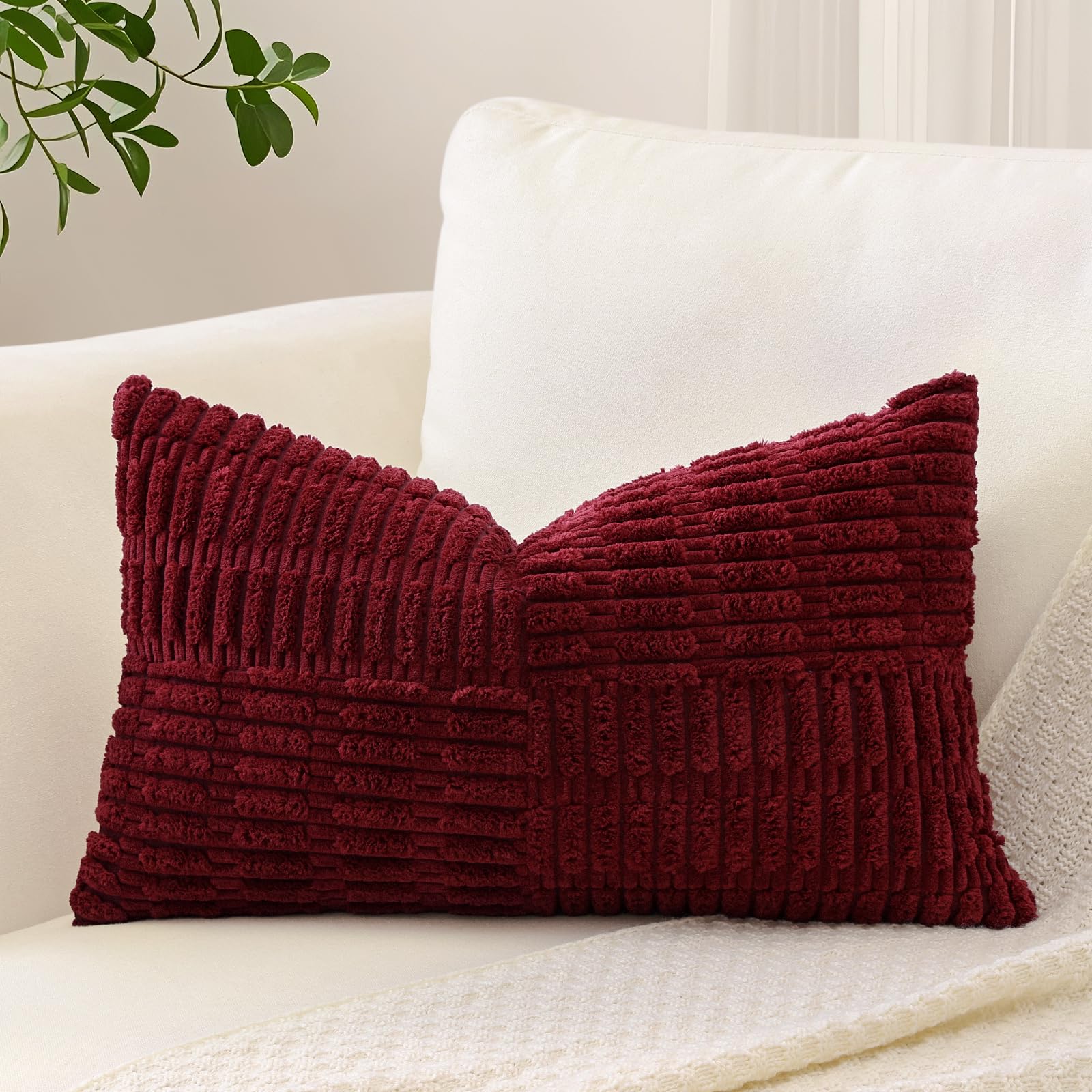 Sungeek Set of 1 Decorative Cushion Cover 40 x 60cm Soft Corduroy Striped Cross Patchwork Textured Pillow Case Boho Farmhouse Lumbar Throw Pillow Cover for Sofa Bed Patio 16x24 Inch, Burgundy