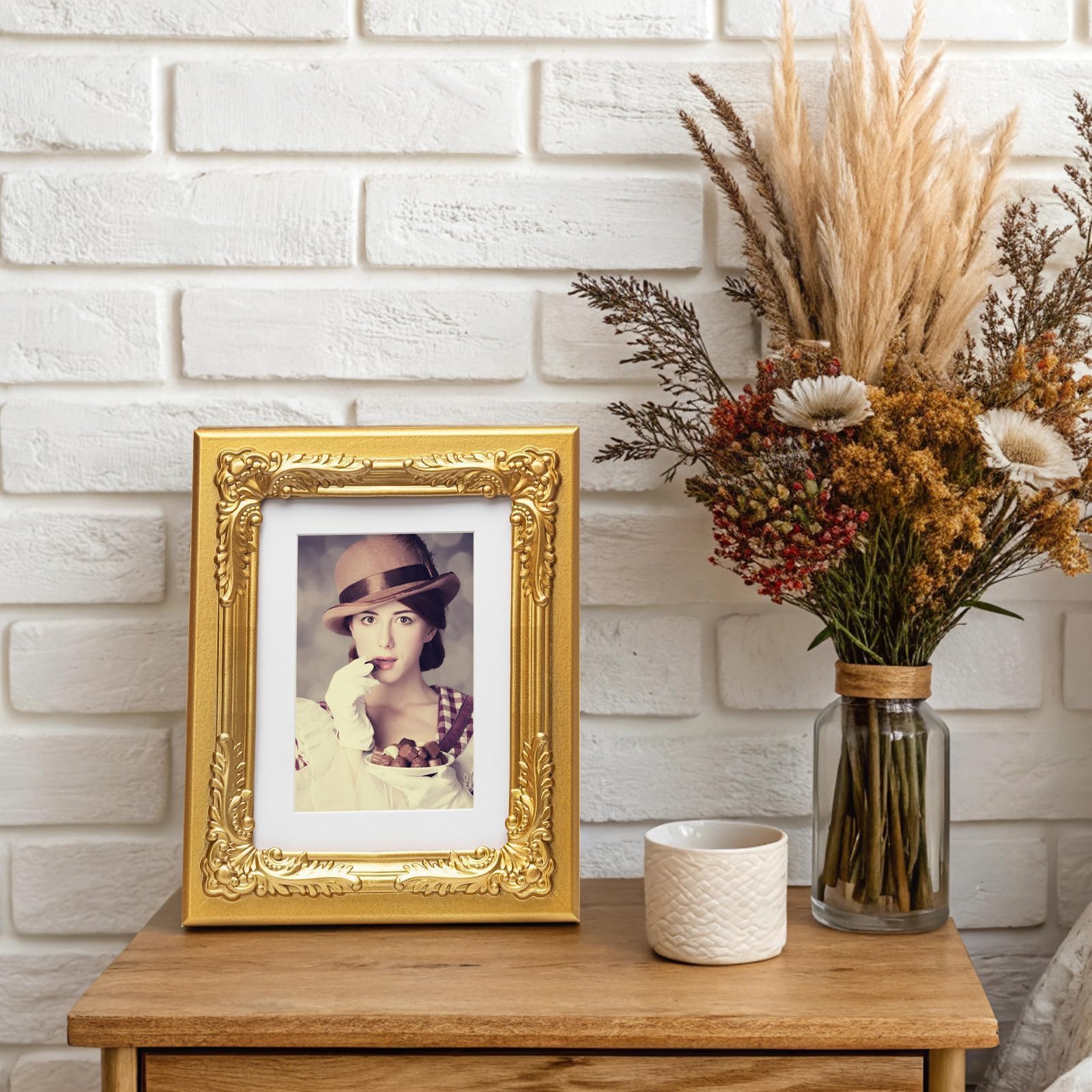 Ozdobna ramka na zdjęcia w stylu vintage, złota z barokowym wykończeniem kwiatowym, lite drewno z prawdziwym szkłem, wyświetlacz 6 x 8 zdjęć, matowe do 10 x 15 cm, pionowe i poziome biurko na