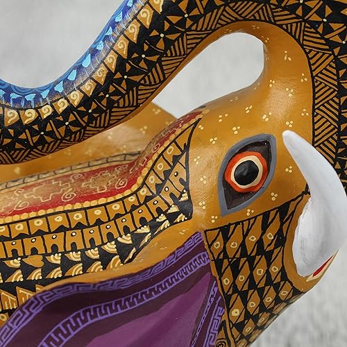 Miniatura 5 de NOVICA Figura de Alebrije de madera hecha a mano con elefante trompetista colorido, escultura multicolor de México, arte popular con temática de