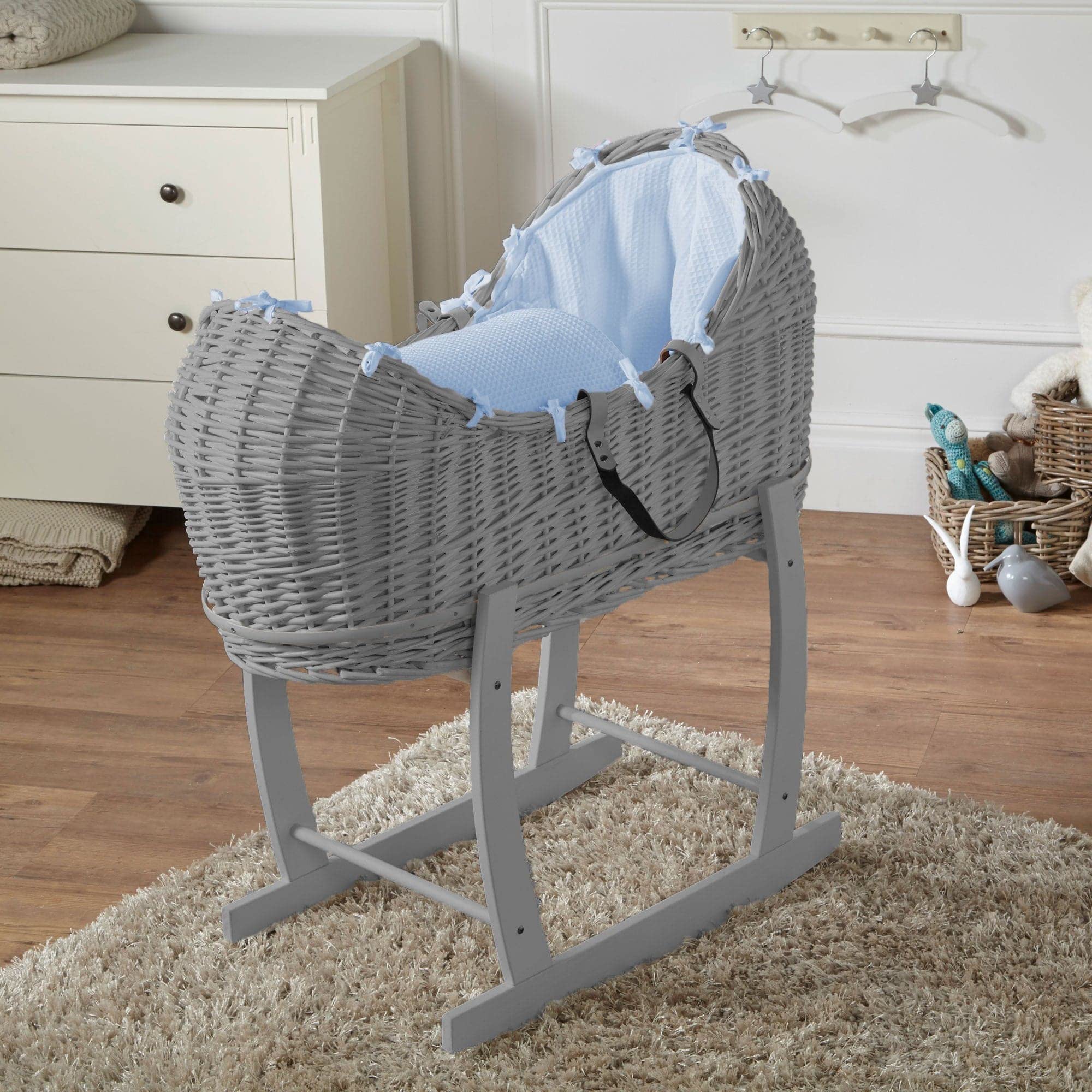 For Your Little One Pod Grey Wicker Moses Basket with Rocking Stand & Mattress - Blue Waffle