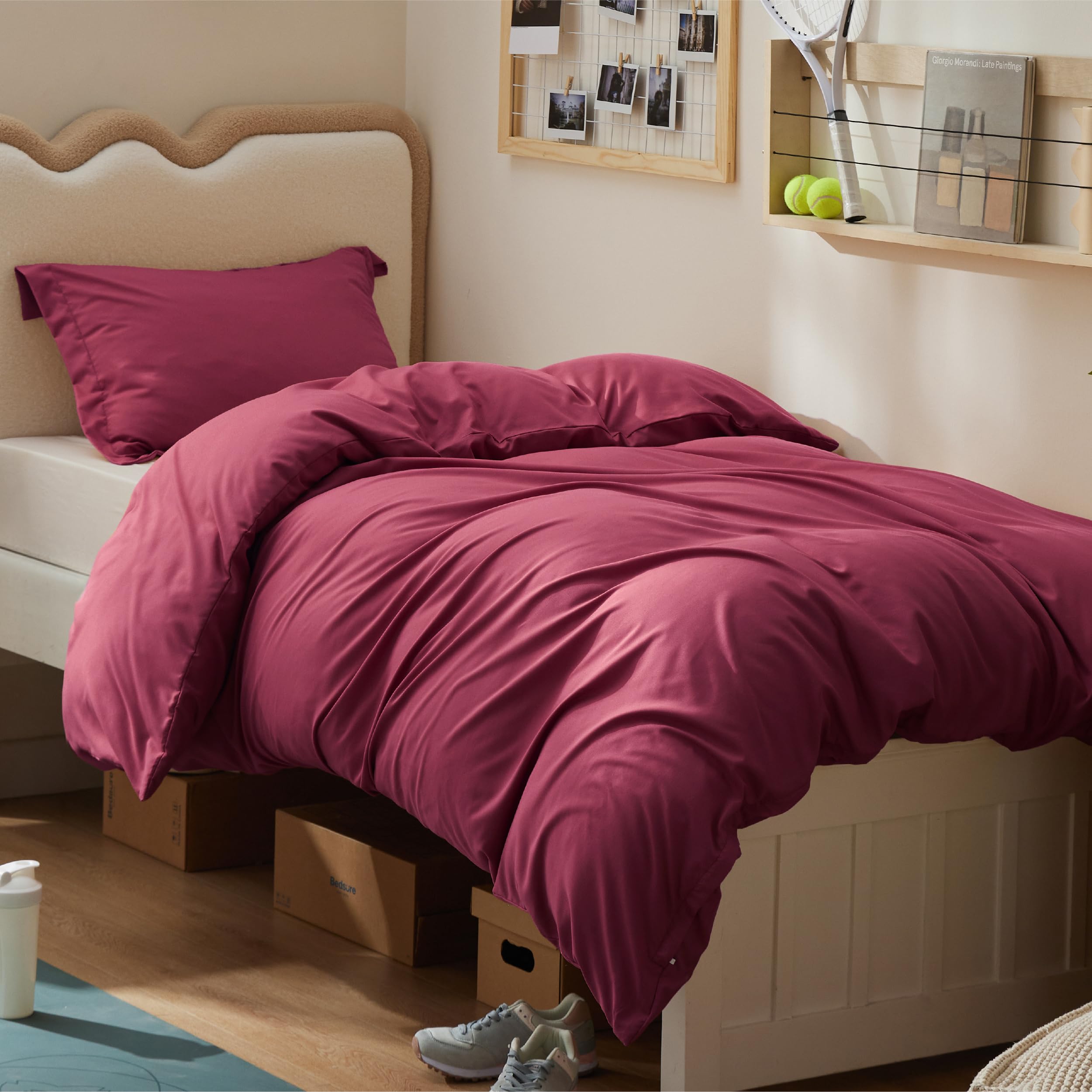 Bedsure Twin/Twin XL Duvet Cover, Soft Double Brushed Bedding Set, Dark Red