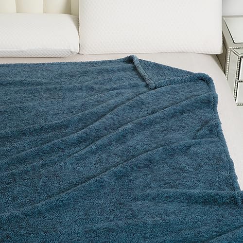 Miniatura 6 de SOCHOW Manta de forro polar Sherpa para todas las estaciones, ligera, mullida, cálida y súper suave, para cama, sofá y sofá, 60 x 80 pulgadas, azul