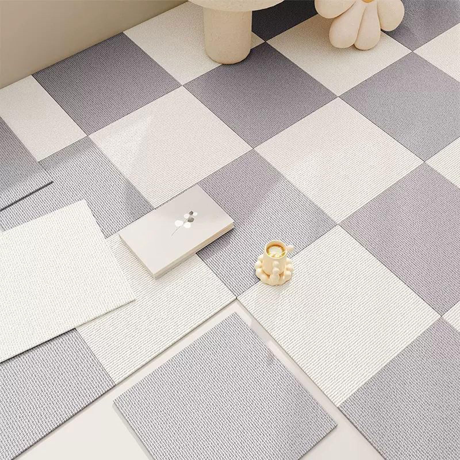 Filzteppichfliesen Selbstklebender Teppich Teppichfliesen Selbstliegend mit hochwertigem Schlingenflor einfacher DIY-Austausch für Wohnung,Büro,Gewerbe 30 * 30cm