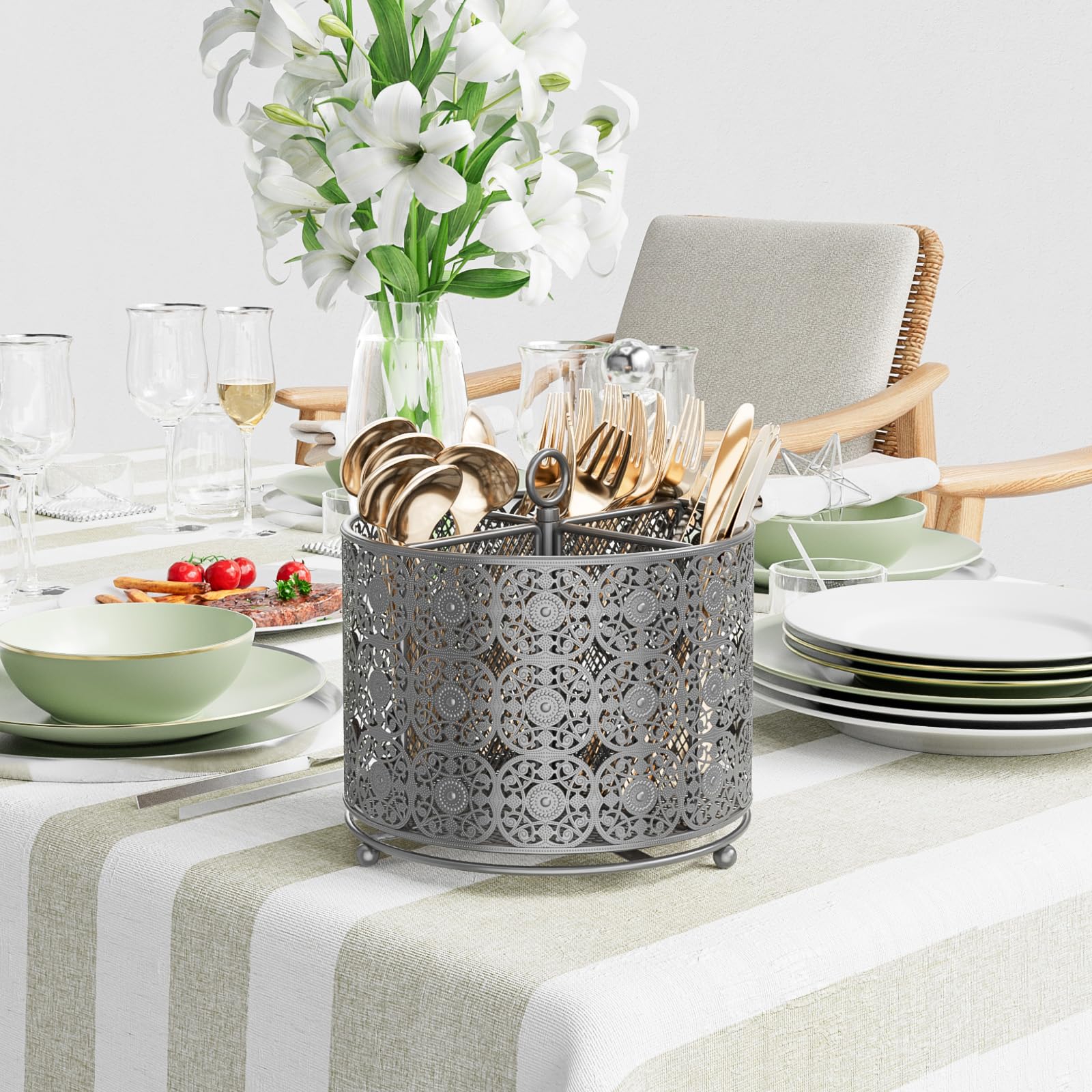 Amazon｜YIUKEA 回転キッチンキャディカウンタートップ - 高めのカトラリーキャディホルダー - 金属食器キャディオーガナイザー  4つのコンパートメント付き キッチンカウンターパーティー オフィス用 シルバー｜カトラリーケース オンライン通販