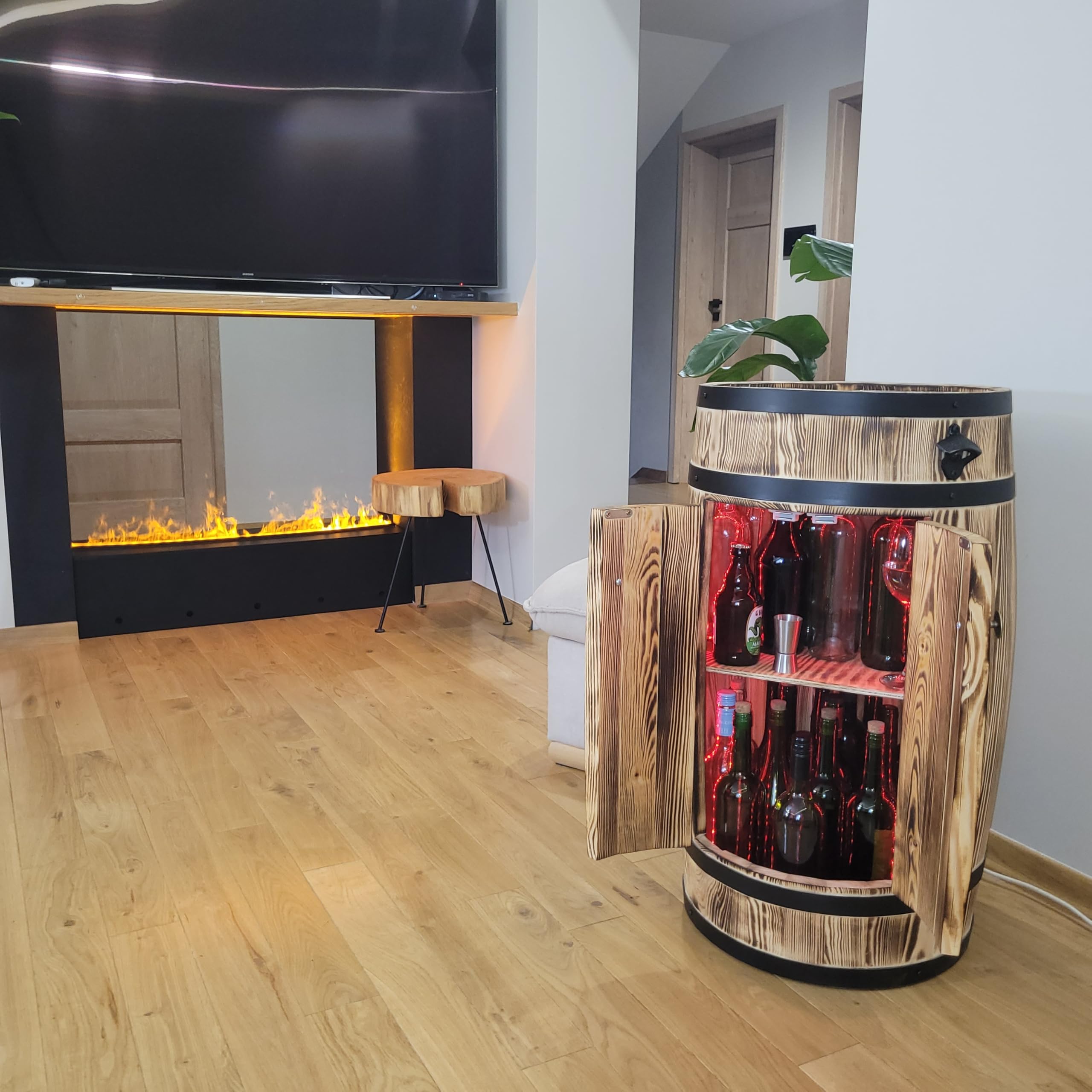 weeco Barfass aus Holz mit RGB LED Beleuchtung, Türen und Regal – rustikales Alkoholmöbel zur Aufbewahrung von Flaschen – dekoratives Fass für Wohnzimmer 80x50x44 cm