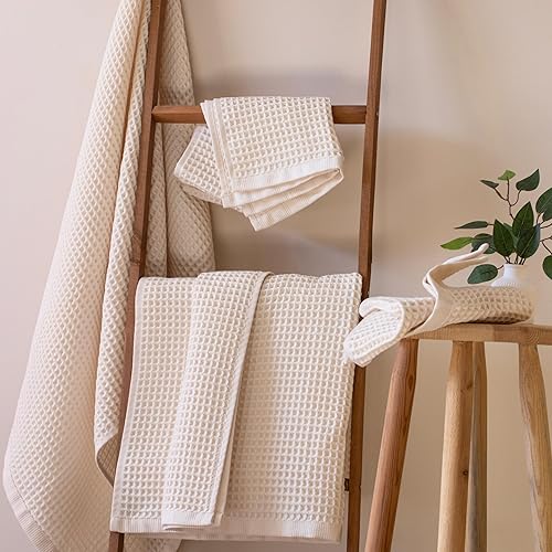 Miniatura 9 de PÜSKÜL - Juego de toallas de waffle premium de 4 piezas, naturales crudas - Orgánicas 100% algodón turco de secado rápido para baño, fabricadas en