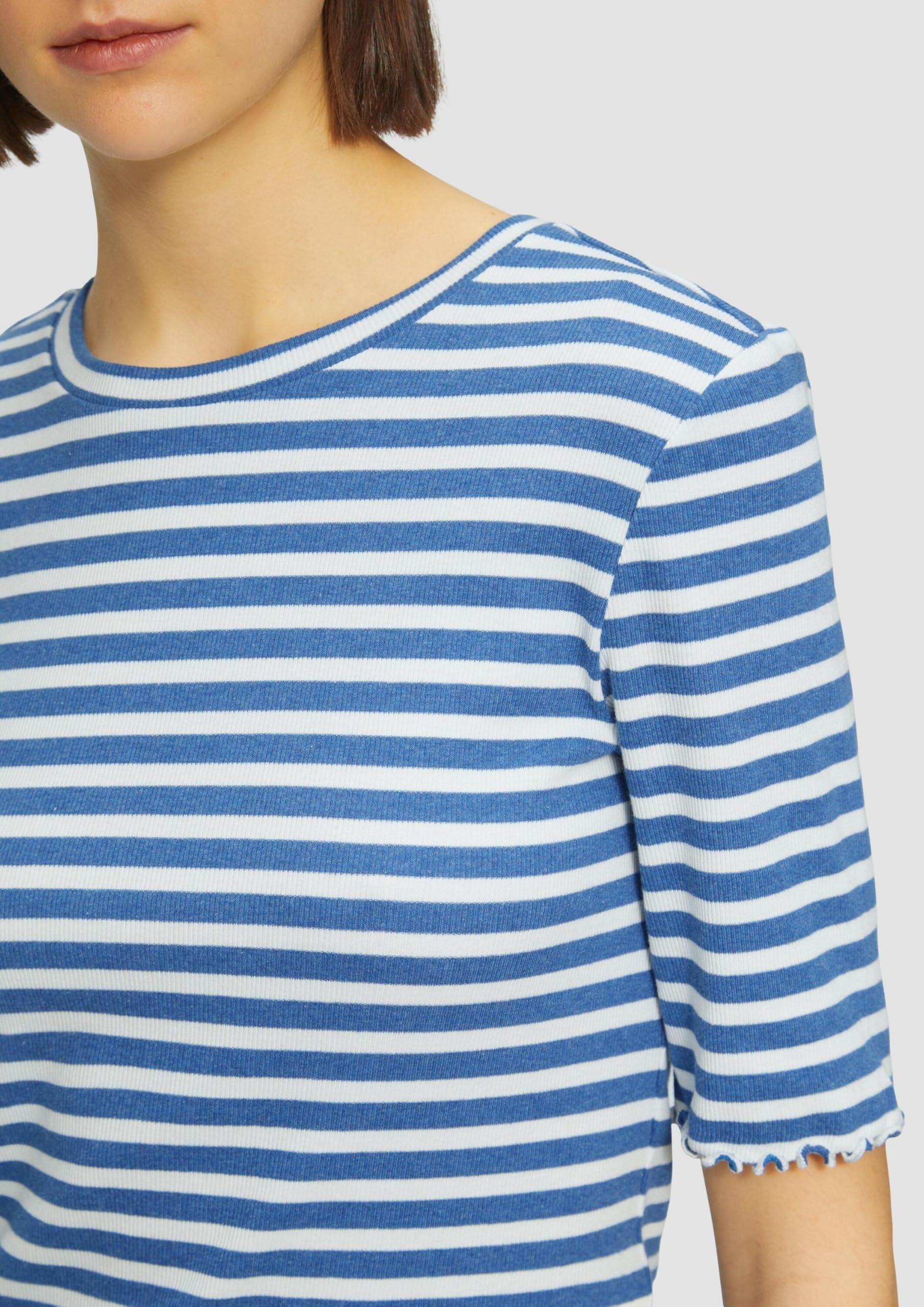 Prążkowany t-shirt z ozdobnym obszyciem, królewski błękit, 46