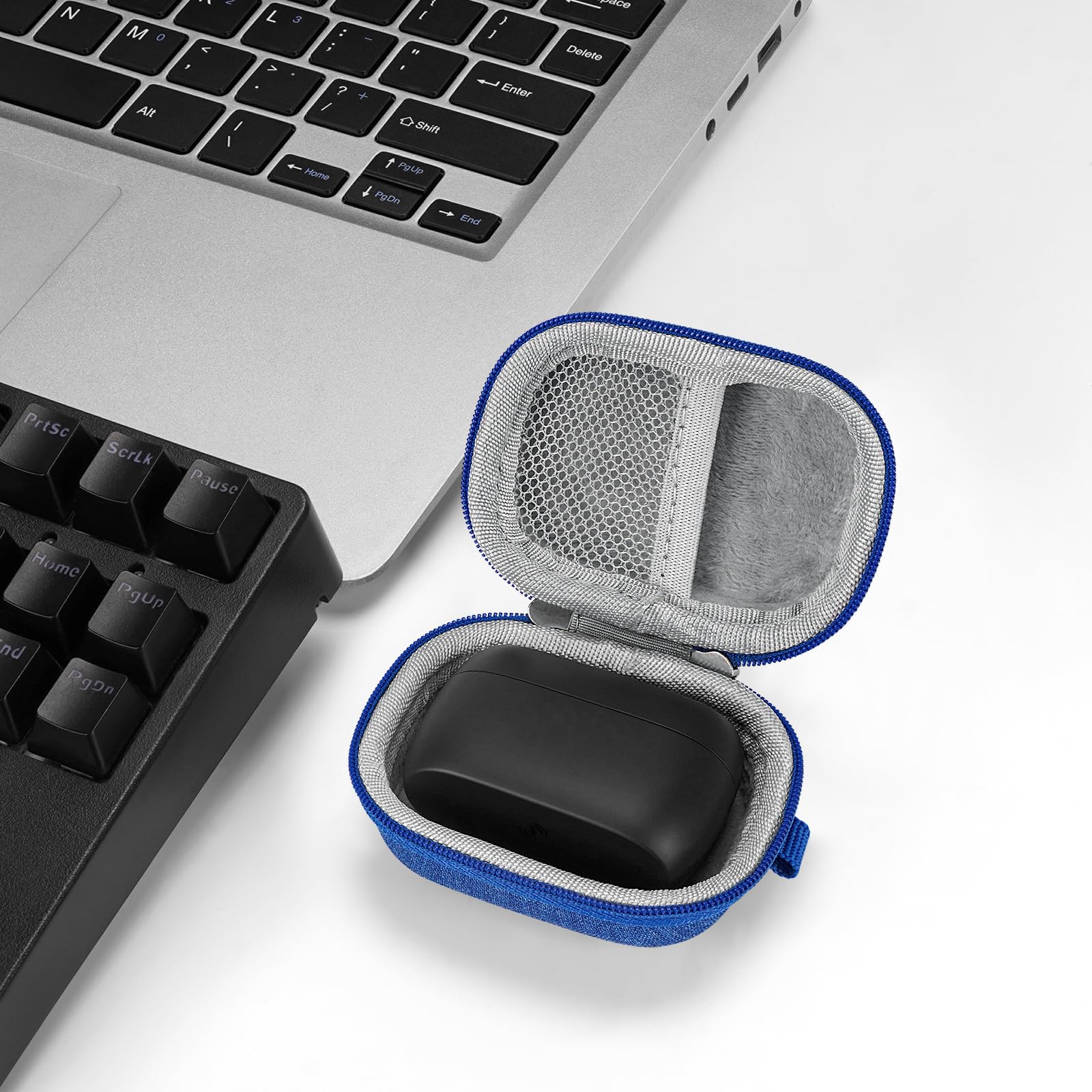 Amazon | Geekria シールドケース カラビナ付きジャブラ Jabra Elite