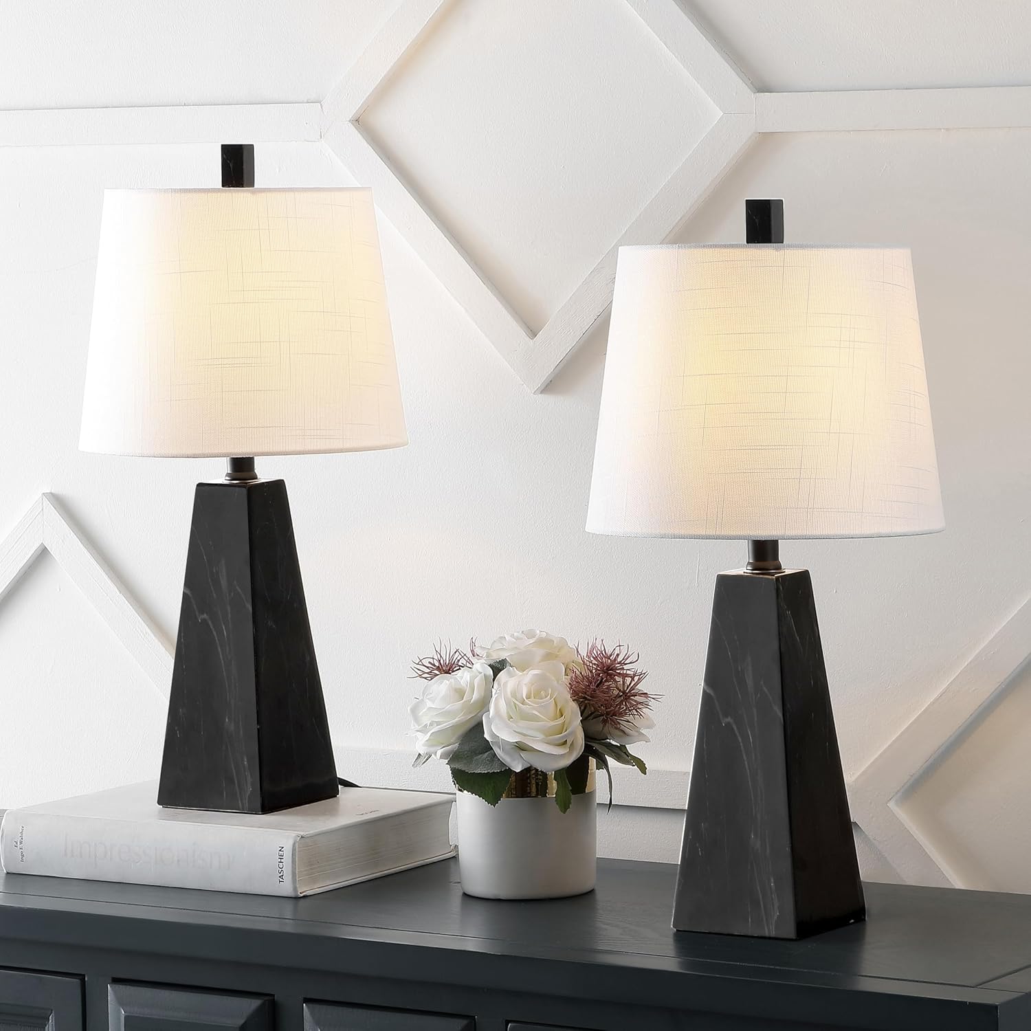 JONATHAN Y 20.5" Black Marble Finish Modern Resin Table Lamp for Bedroom Living Room, Contemporary Faceted Bedside Lamp with White Linen Shade, LED Bulb Included (JYL1037D-SET2)