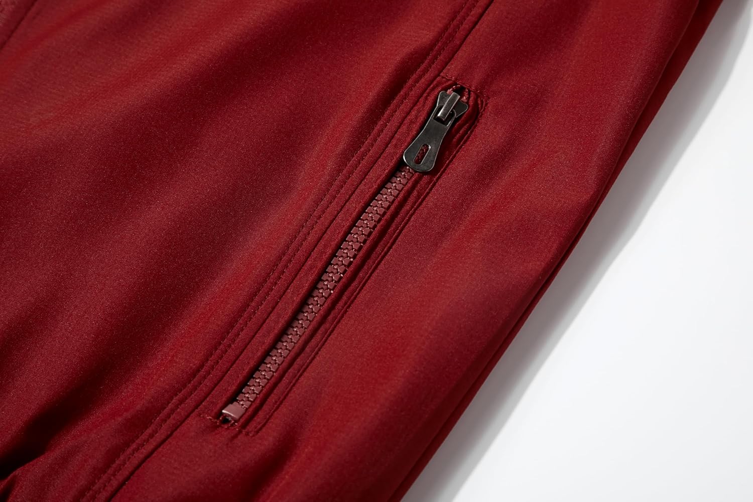 URBANFIND Men's Sports Shell Jacket Lightweight Windbreaker Outdoor Recreation Coat - Image 6