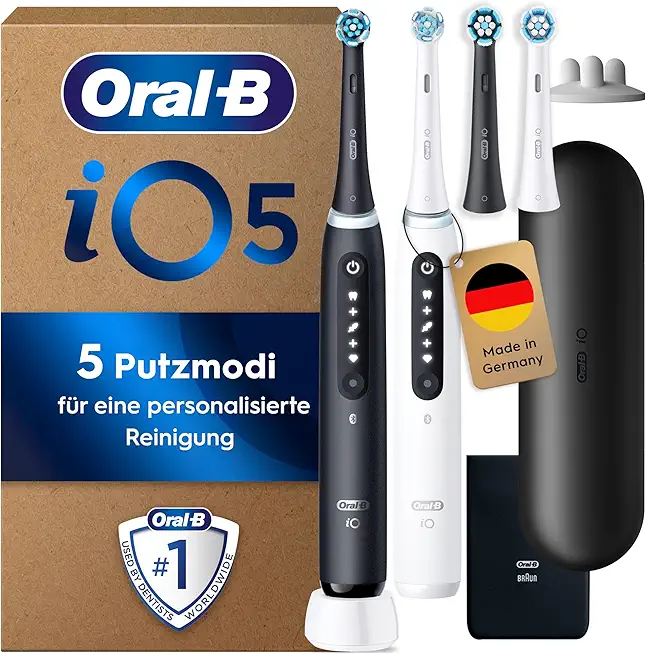 Oral-B iO Series 5 Plus Edition Elektrische Zahnbürste, Doppelpack — Electric Toothbrush, Inkl. 4 Aufsteckbürsten, 5 Putzmodi für Zahnpflege, Reise-Etui, Designed by Braun — Schwarz/Weiß