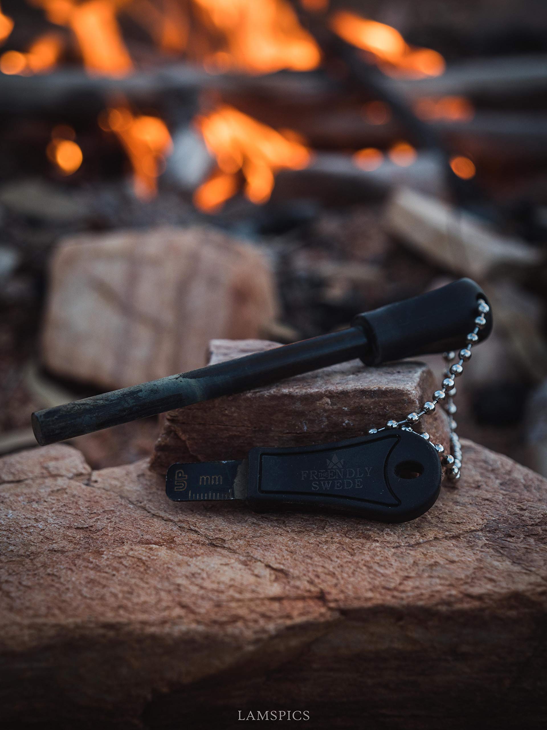 THE FRIENDLY SWEDE Ferro Rod Fire Starter Easy Grip Survival Fire