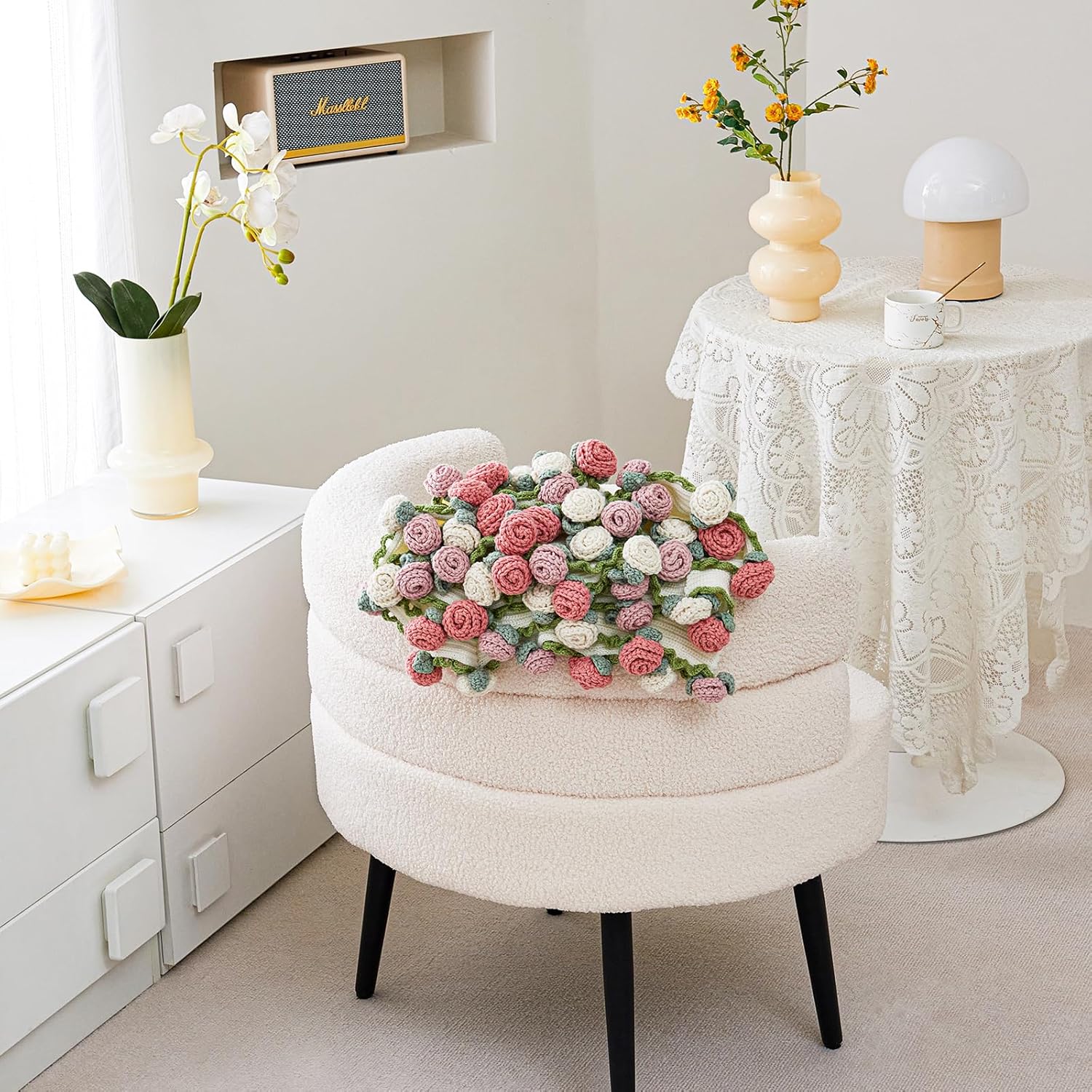 Crochet Flower Bouquet Throw Blanket, Handmade Knitted Blanket with Rose Flowers, Cute Romantic Gift for Her Girlfriend Mom Mother’s Day Valentine Wedding Anniversary Birthday, Pink and White - Image 4