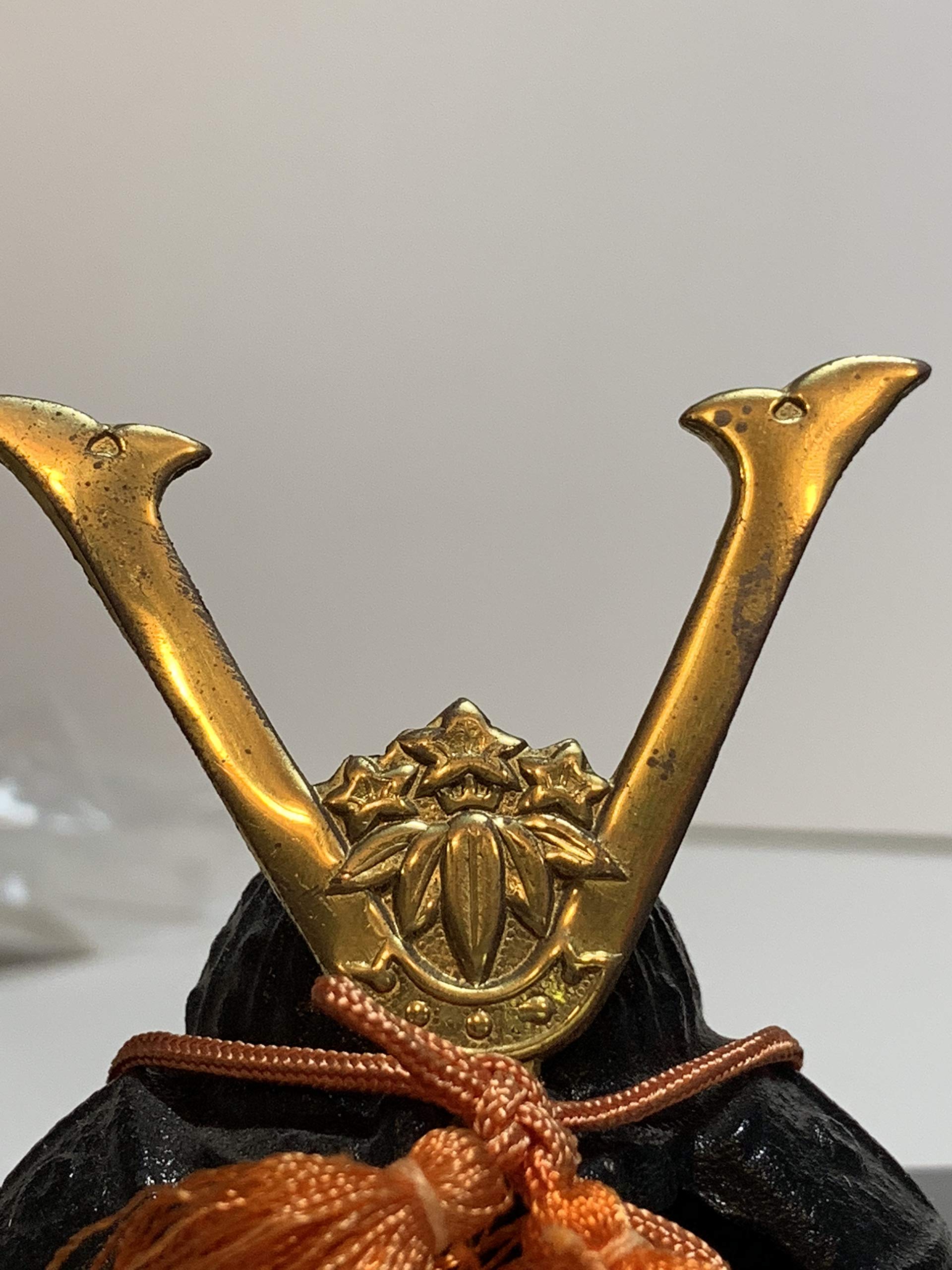 武士の兜 ▪️ ケース付き 蒼天龍 兜ケース飾り sw85123 – 福仙
