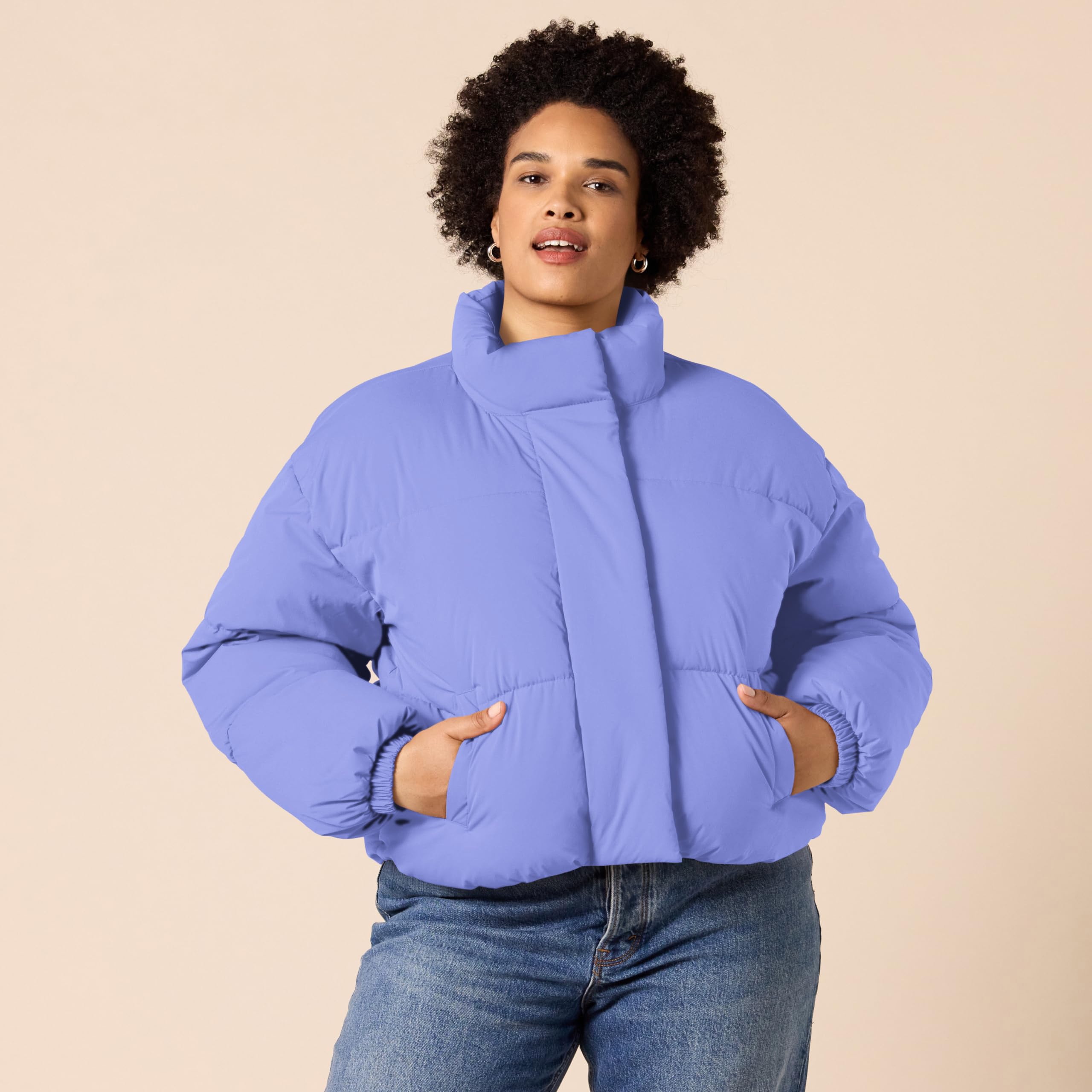 Amazon Essentials Mujer Chaqueta Acolchada y Recortada con Cremallera Completa (Acolchado Mate o Forro Polar)